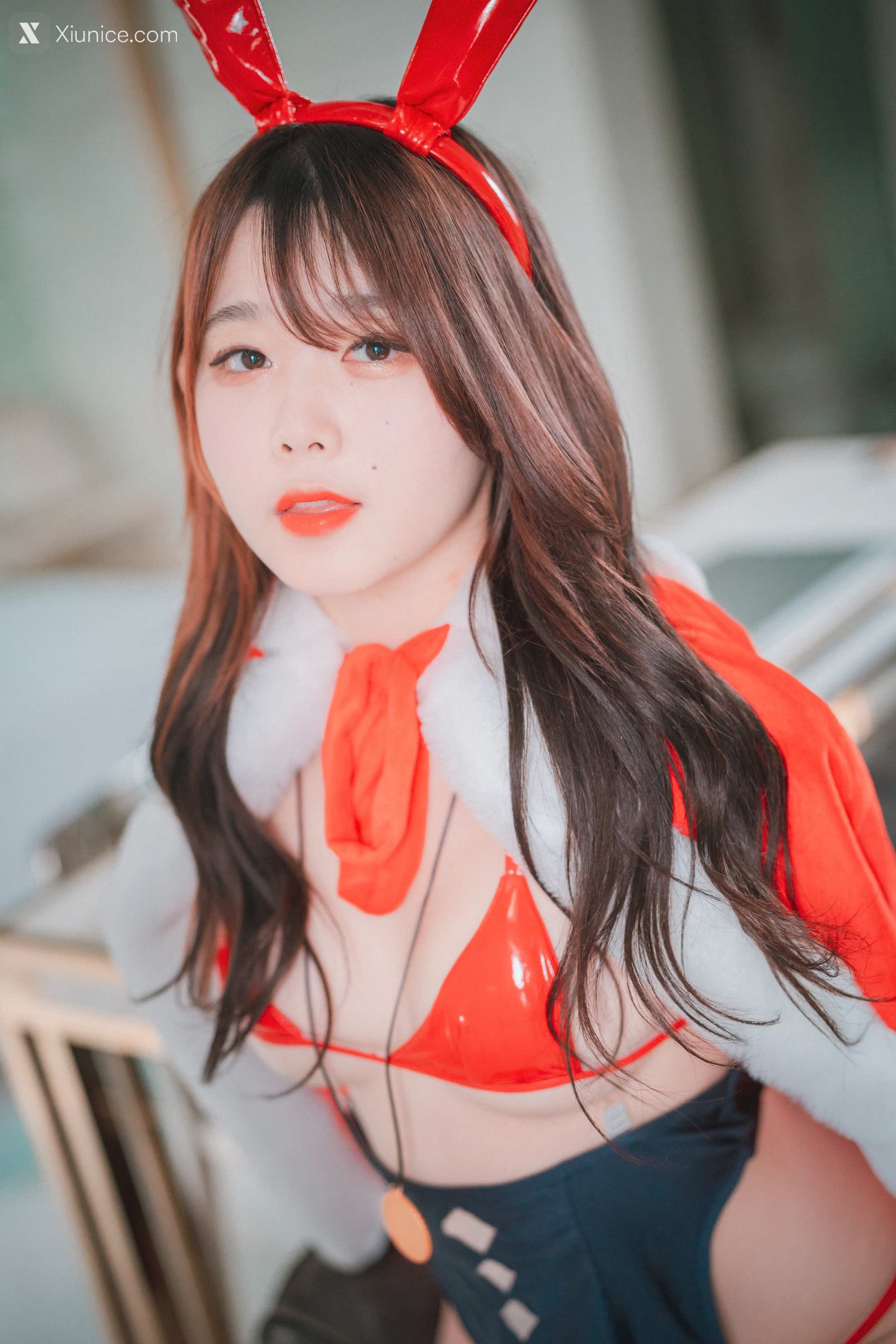 DJAWA Photo – Zia (지아) – Christmas Special 4K