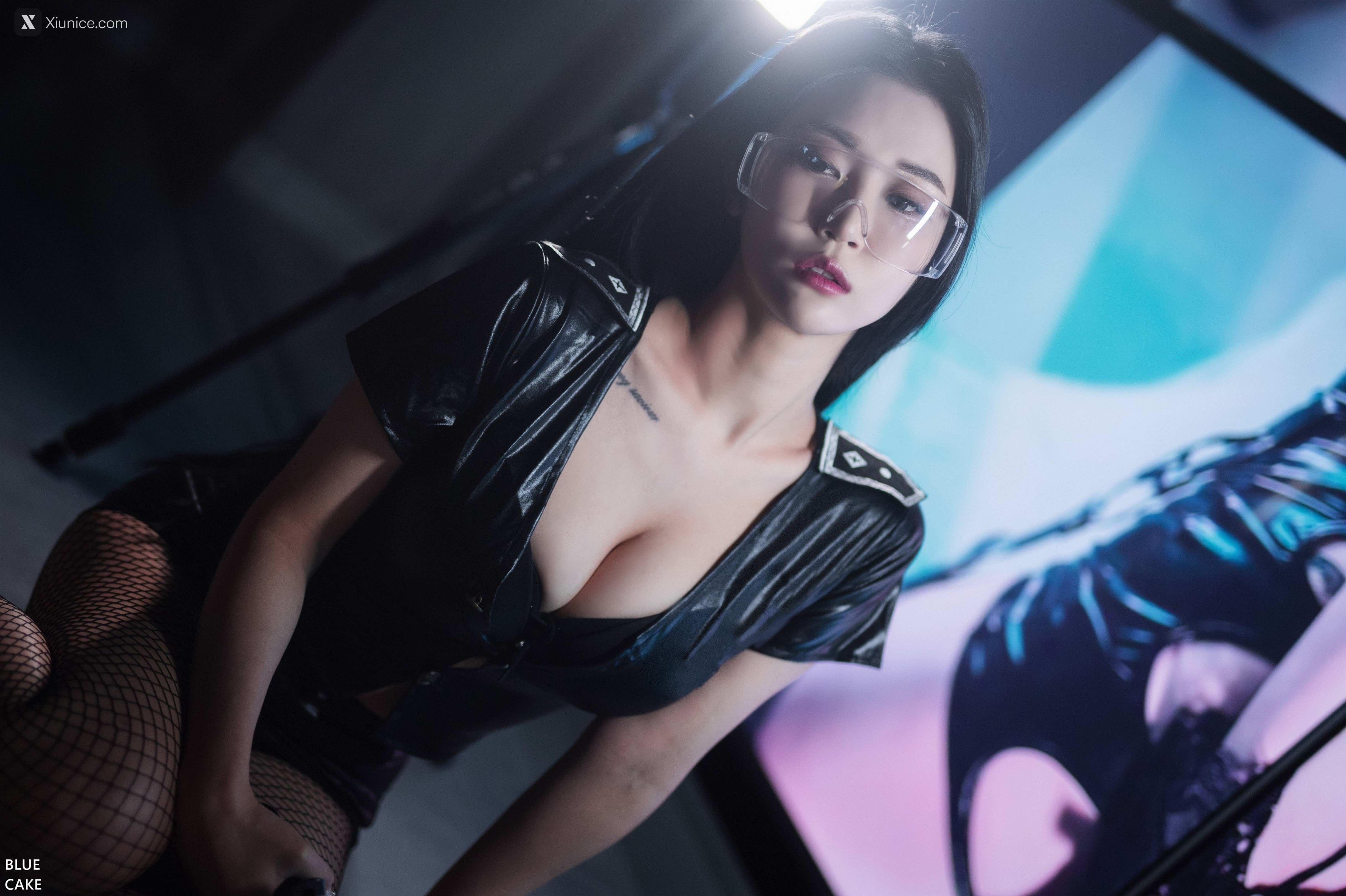 BLUECAKE Bomi (보미) – Siren 4K