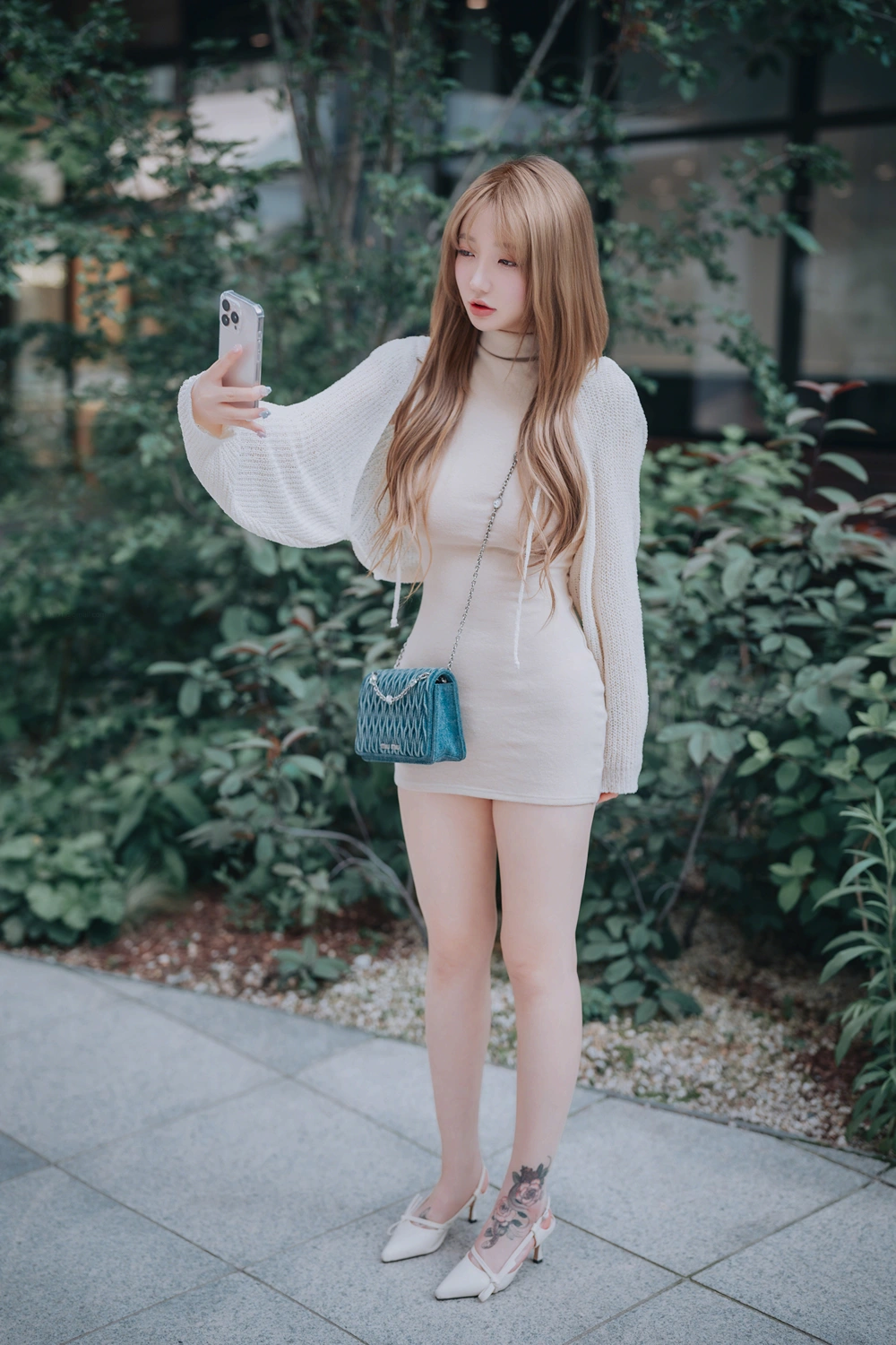 Son Yeeun 손예은, DJAWA 「Happy Solo Birthday」 Set.01