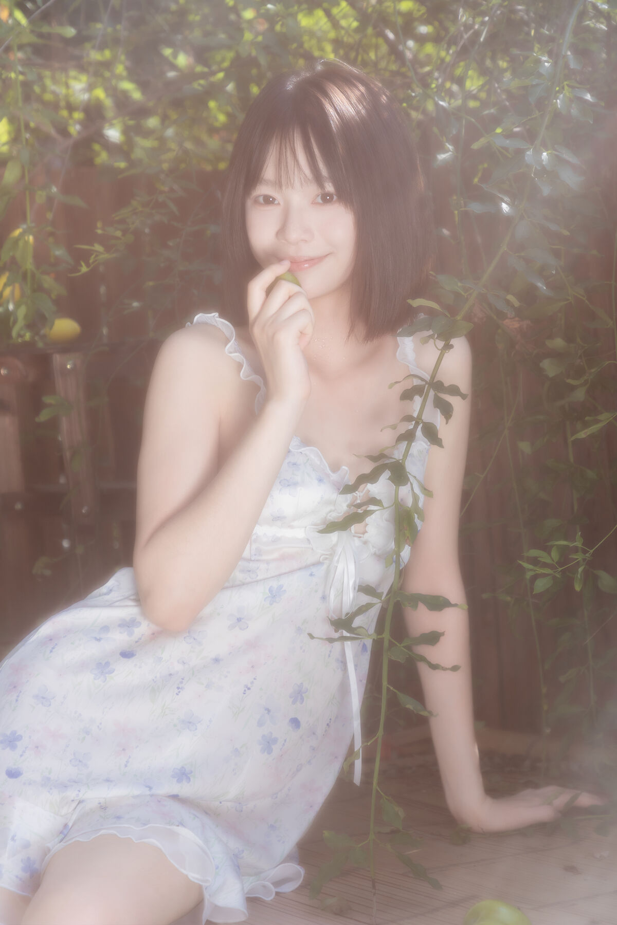 YiTuYu艺图语 Vol.10153 Yao Yao Zi Jiang