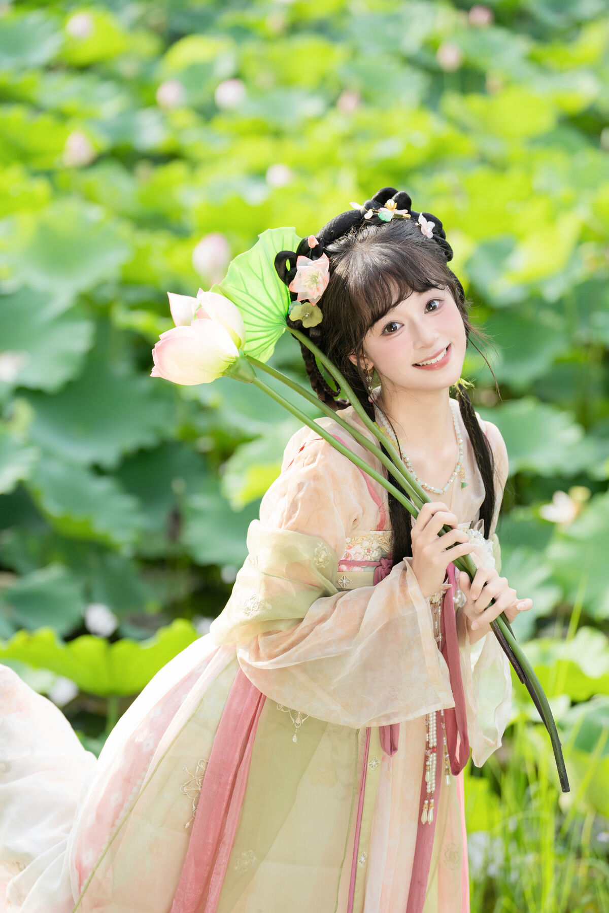 YiTuYu艺图语 Vol.10144 Xia Yu Xiao Nian