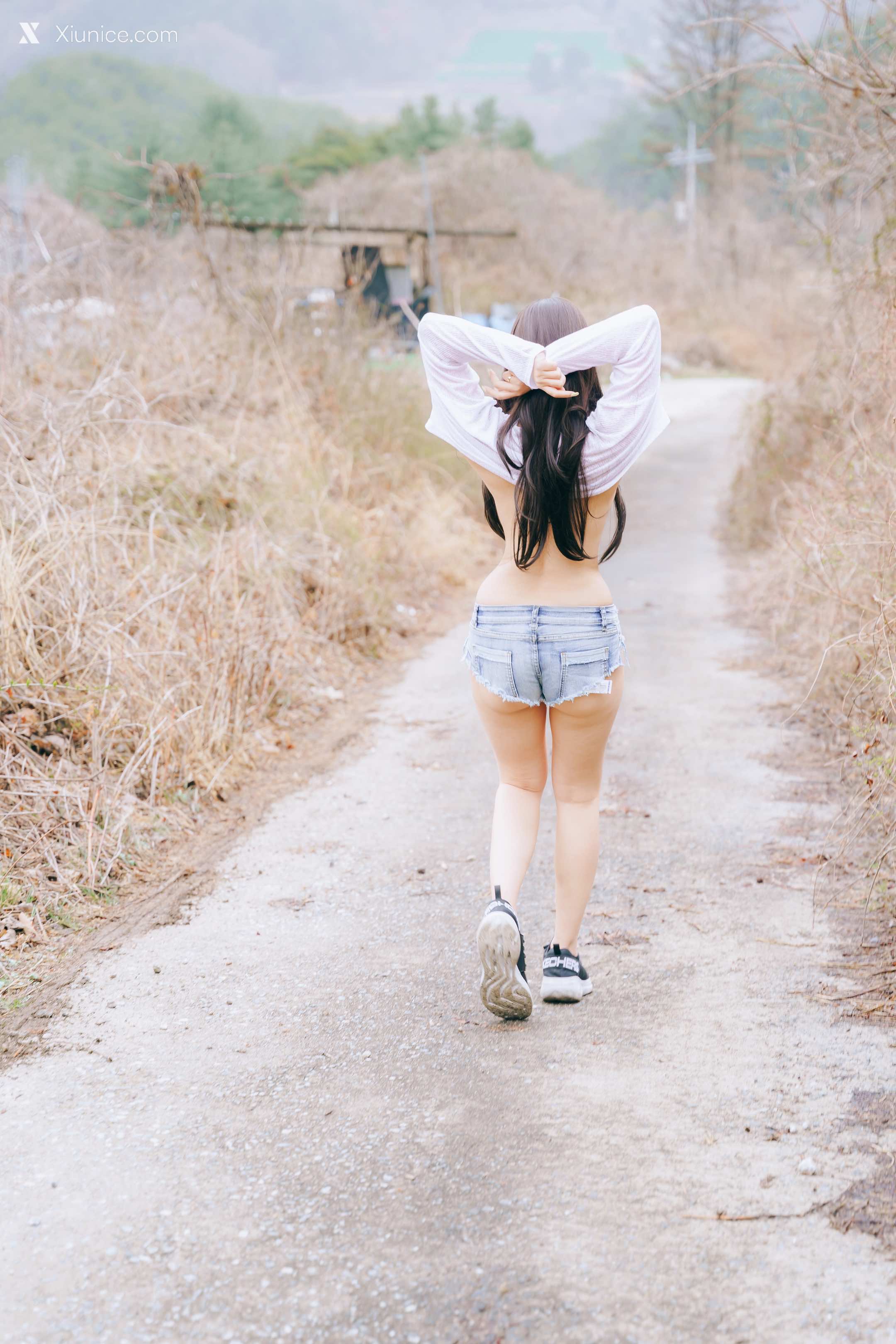 PUSSYLET Vol.47 CONY – Exhibitionist 4K