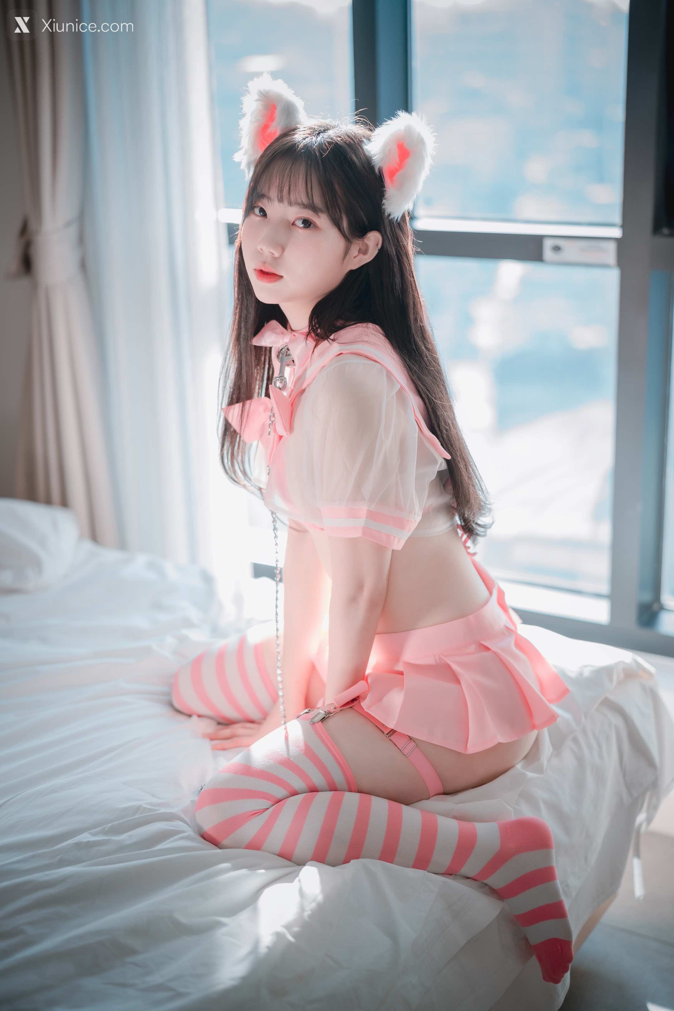 DJAWA Photo – Myu_a_ (뮤아) – Catgirl in Pink 4K