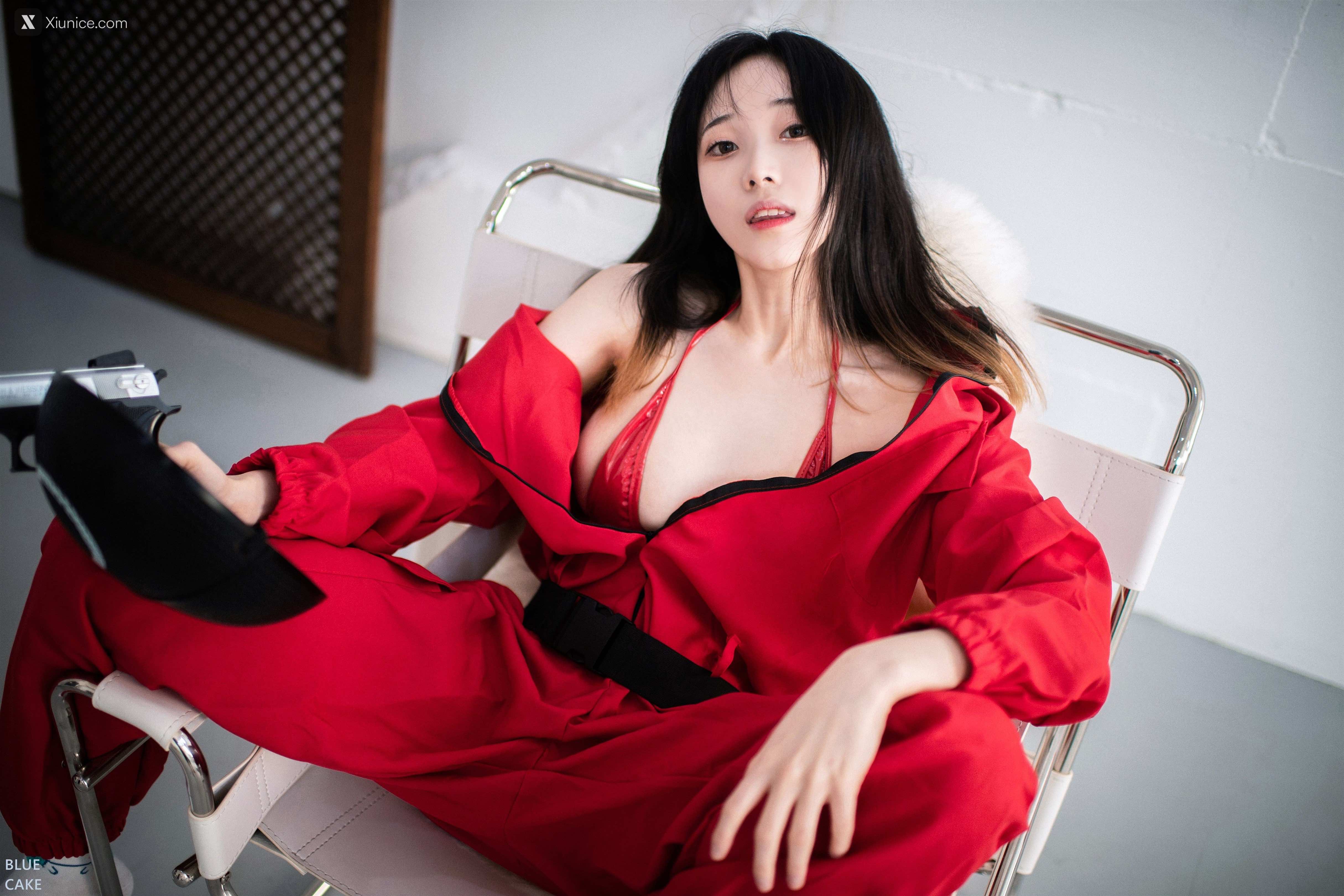 BLUECAKE Bambi (밤비) – Play Game 4K