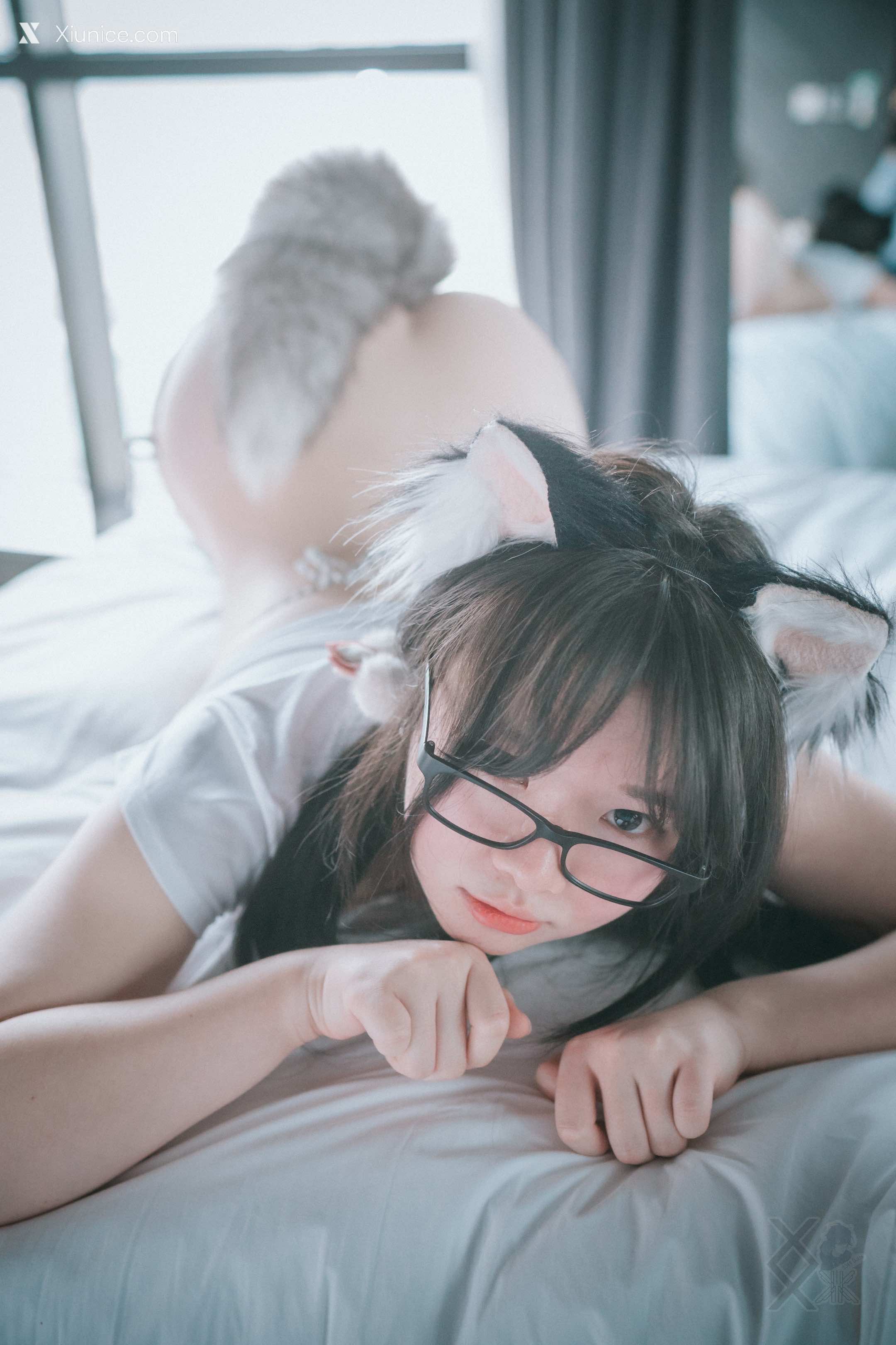DJAWA Photo – Aya – Tamed Wolfgirl 4K