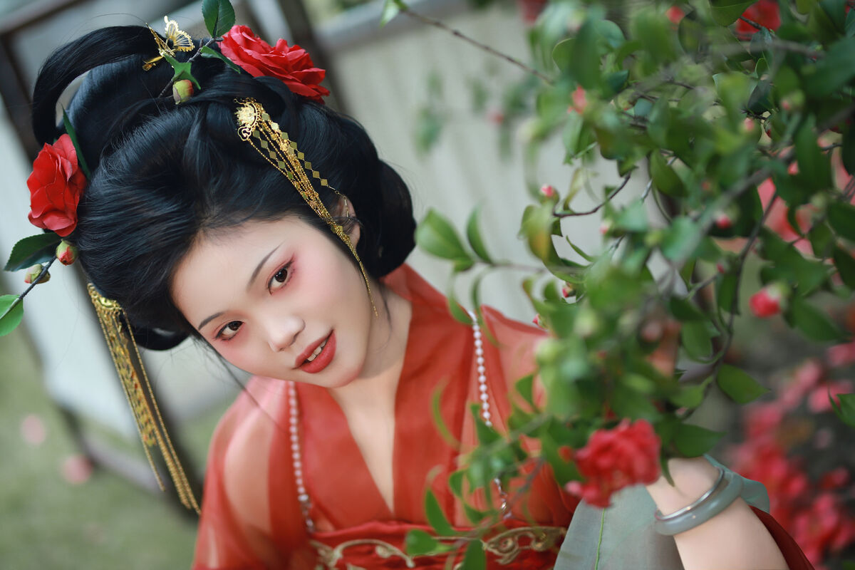 YiTuYu艺图语 Vol.10141 Jin Tian Yao Qu Hua Zhuang Ling