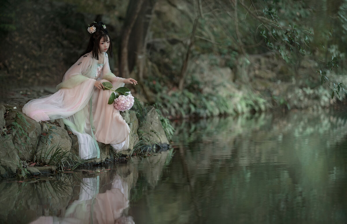 YiTuYu艺图语 Vol.10151 Yun Yun De Hei Yan Quan Er