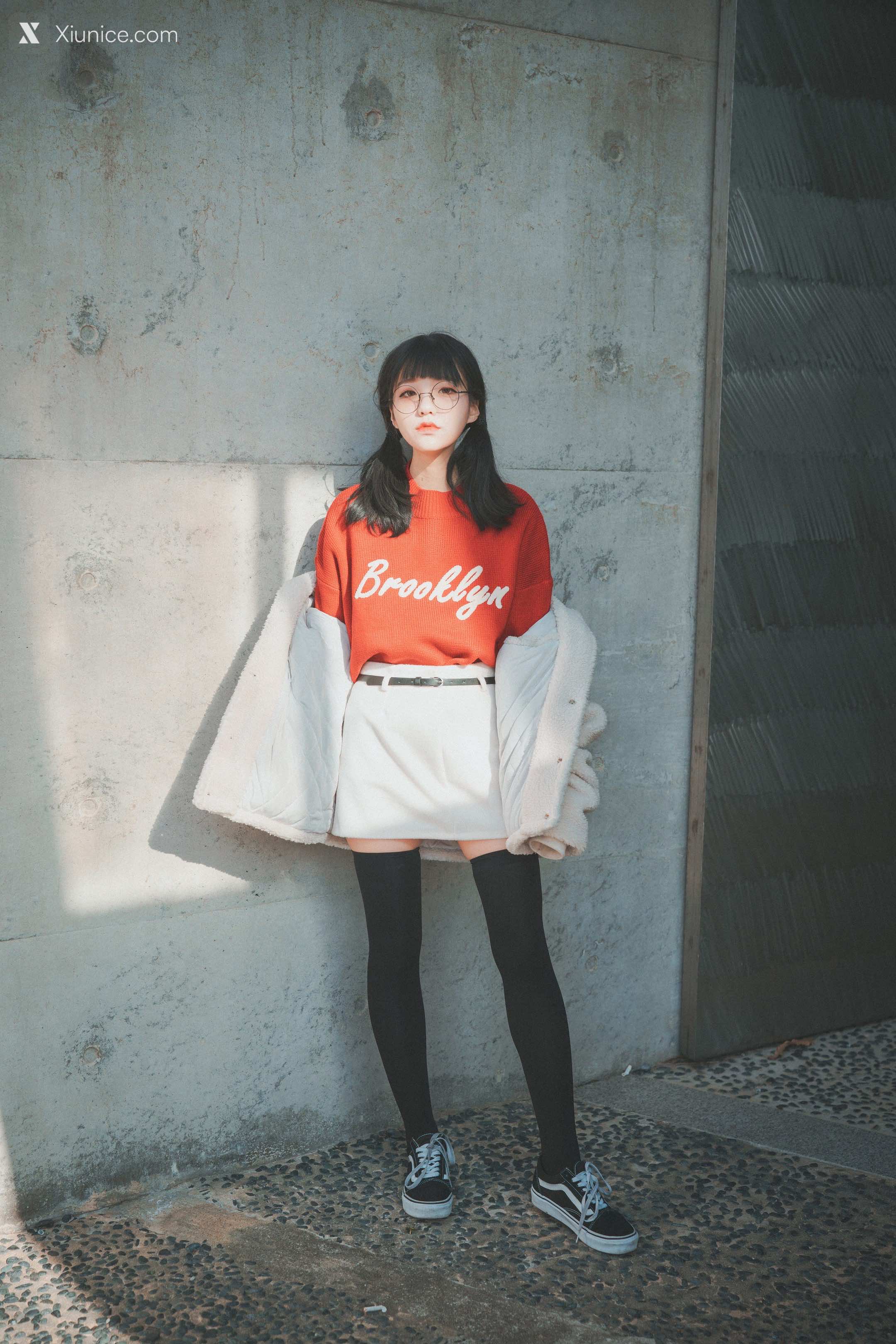 DJAWA Photo – Jeong Jenny (정제니) – Brooklyn Girl 4K