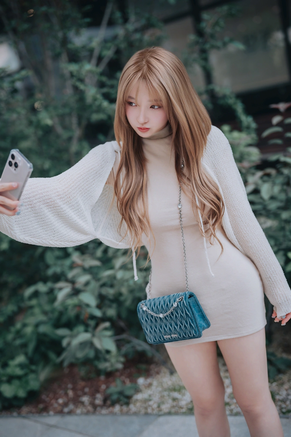 Son Yeeun 손예은, DJAWA 「Happy Solo Birthday」 Set.01