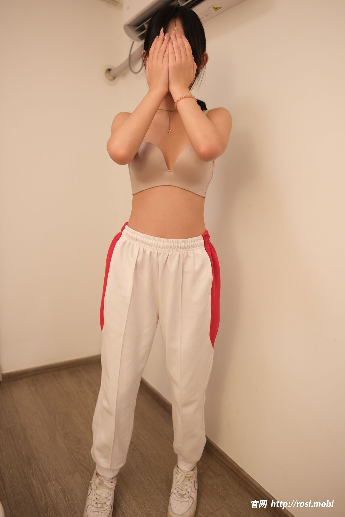 ROSI写真 2025.06.04 No.4930