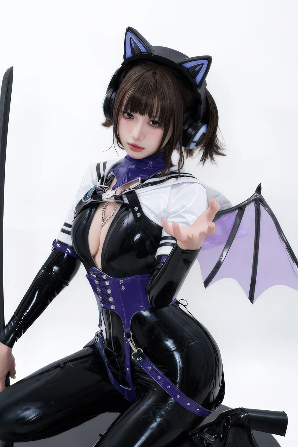 Cosplay 柒柒要乖哦 – 猎狼女