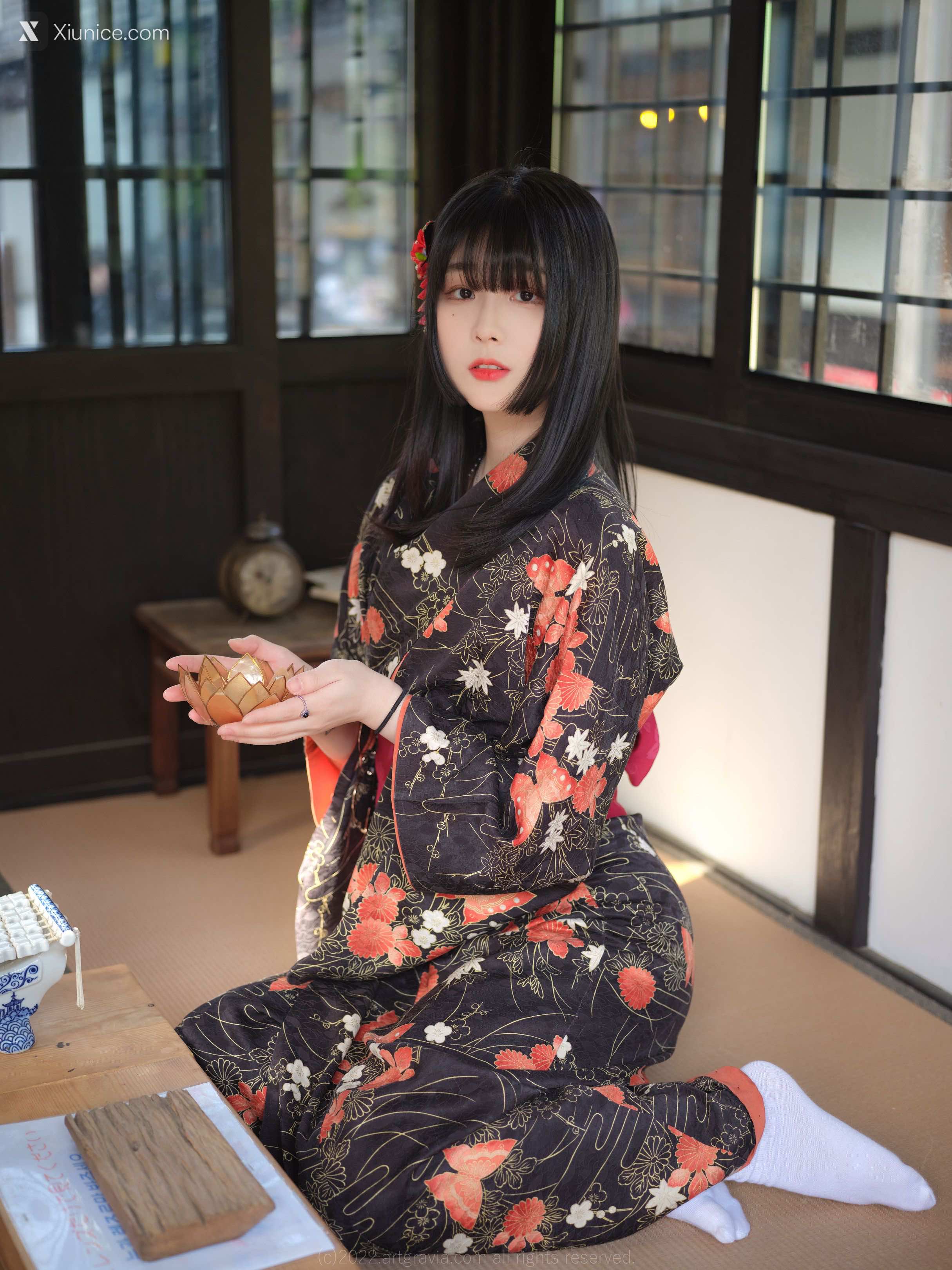 Artgravia Vol.400 Jang Joo (장주) 4K