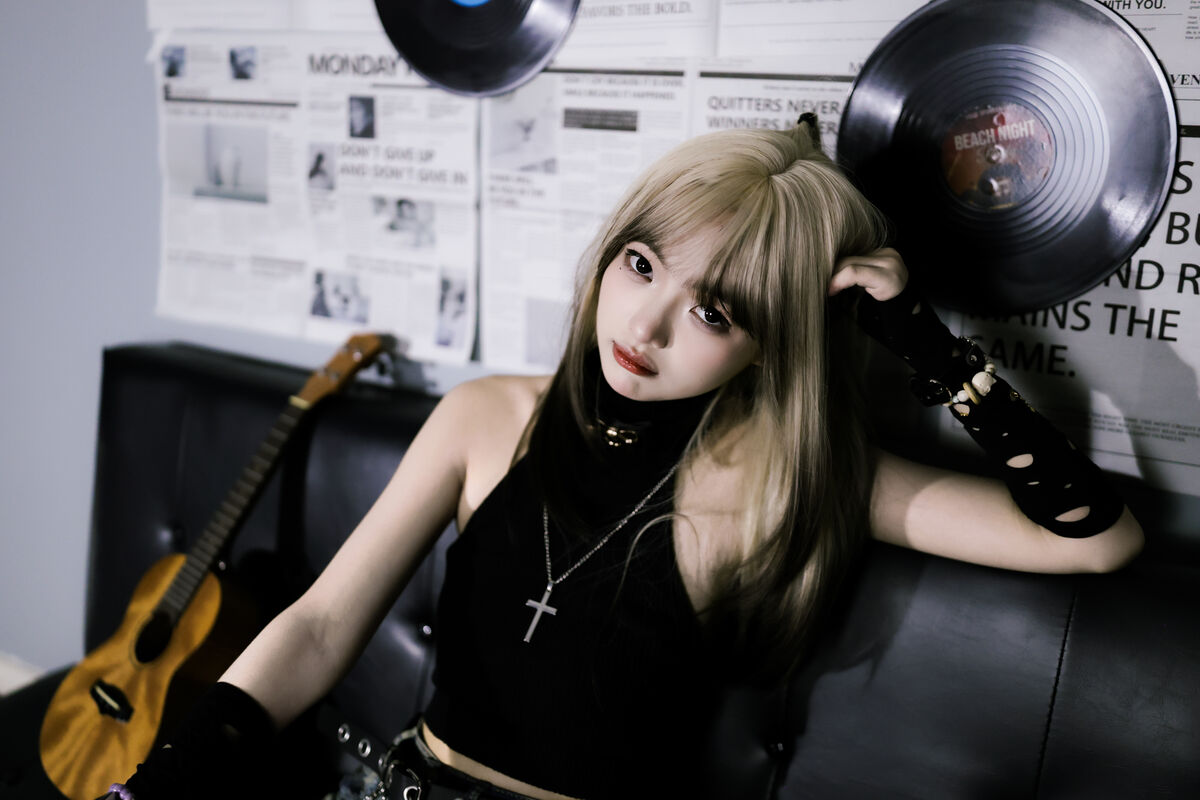 YiTuYu艺图语 Vol.10045 Yi Ming