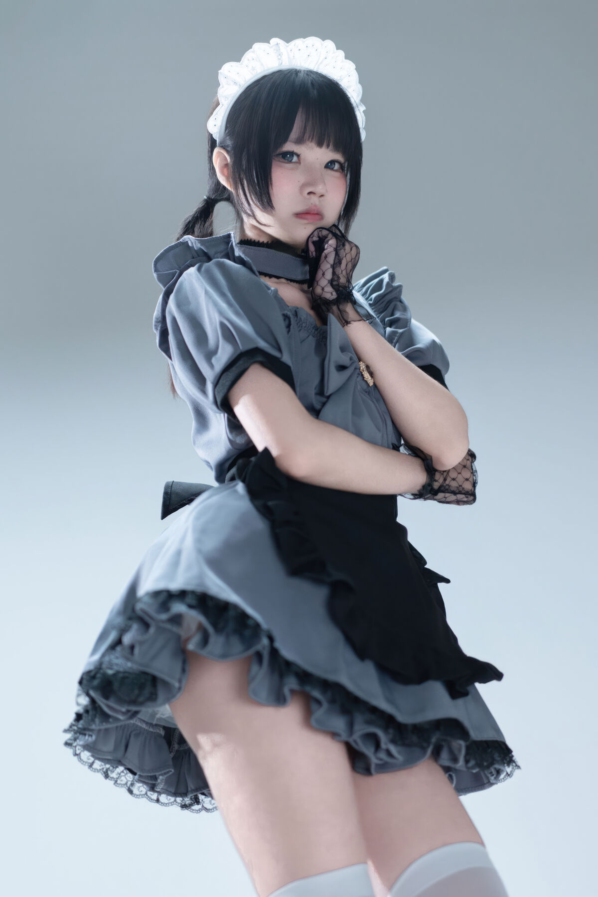 Coser@清水凪 - 手提箱与灰色女仆