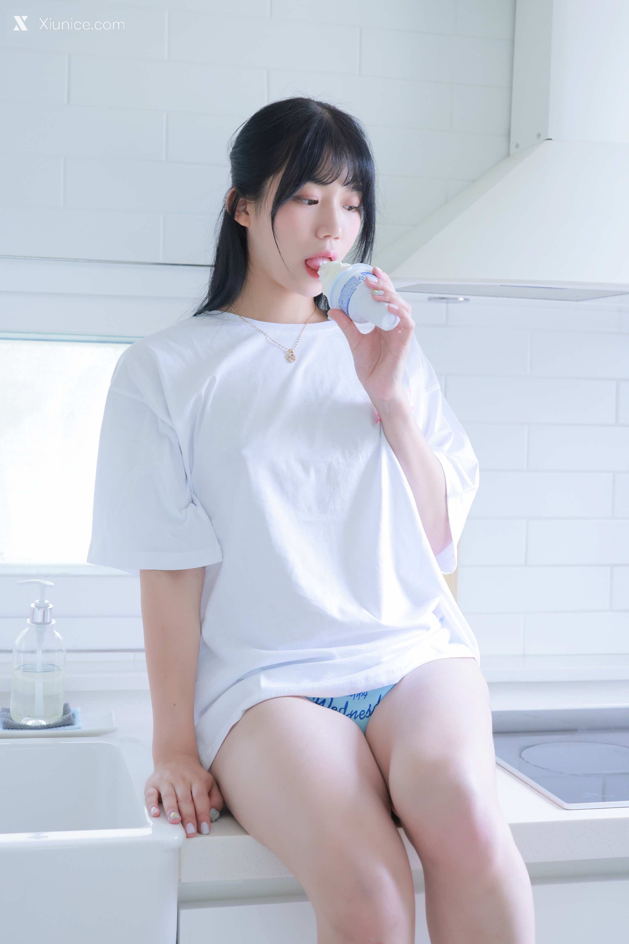 SweetBox Yui (유이) – SWTB Vol.018 CREAM 4K