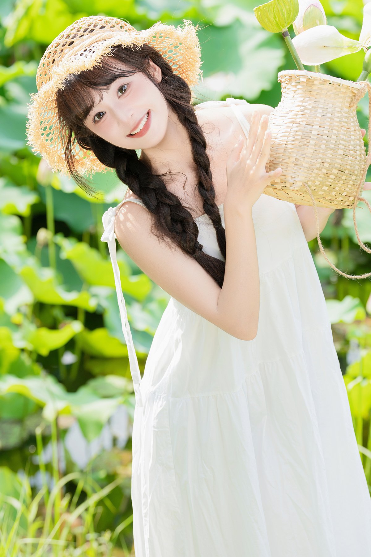 YiTuYu艺图语 Vol.10233 Xia Yu Xiao Nian