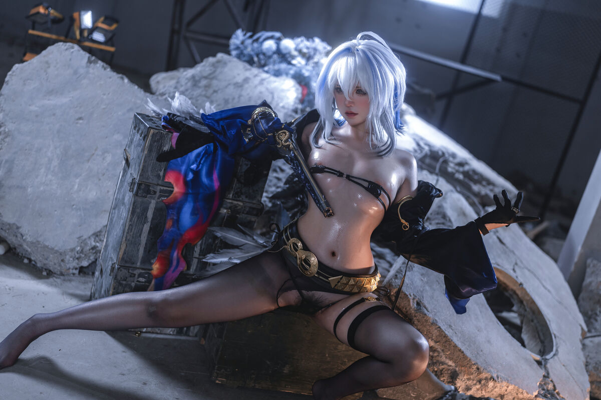 Coser@阿薰kaOri - 鸣潮 嘉贝莉娜 Part03