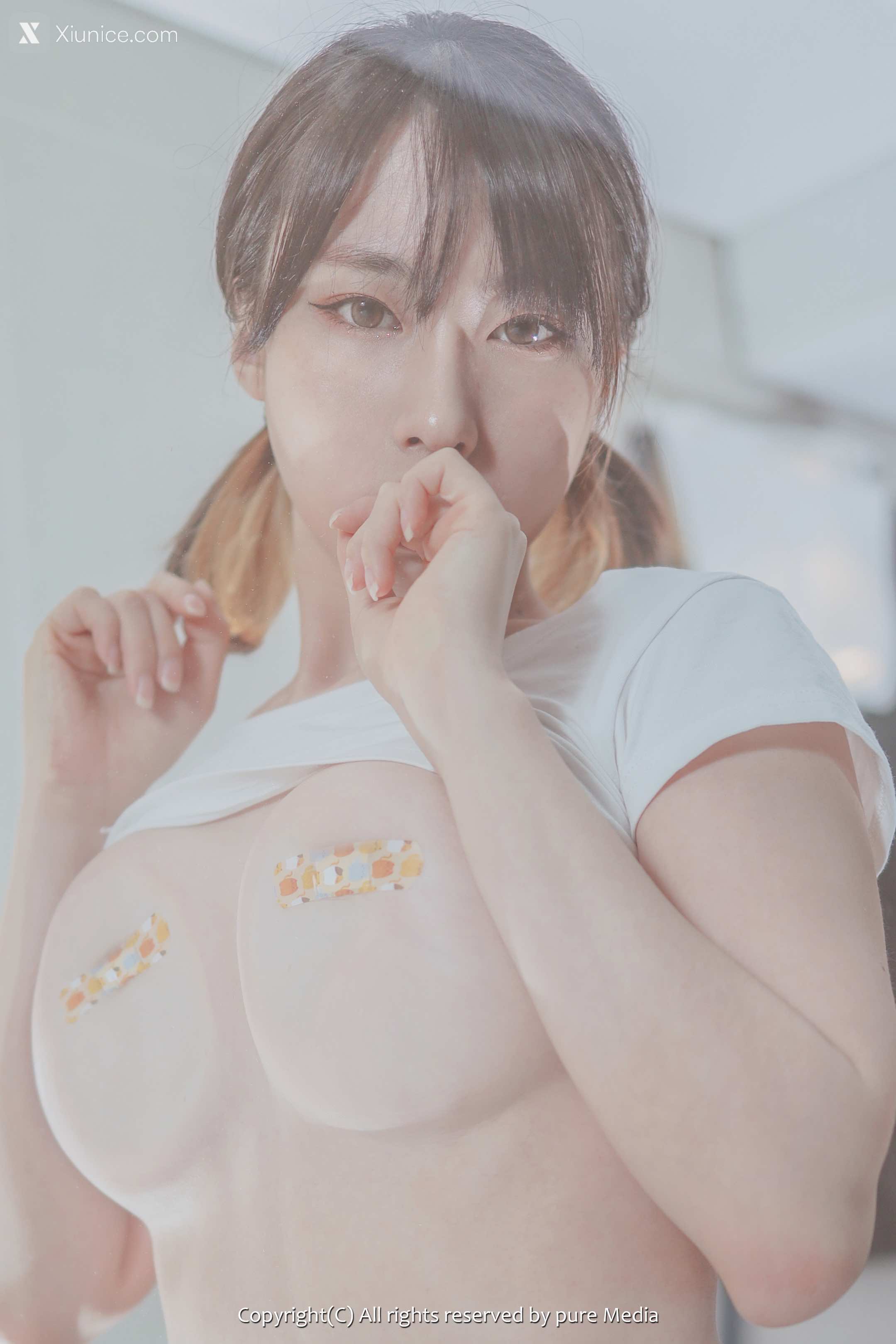 Pure Media Vol.103 Uhye (이유혜) 4K