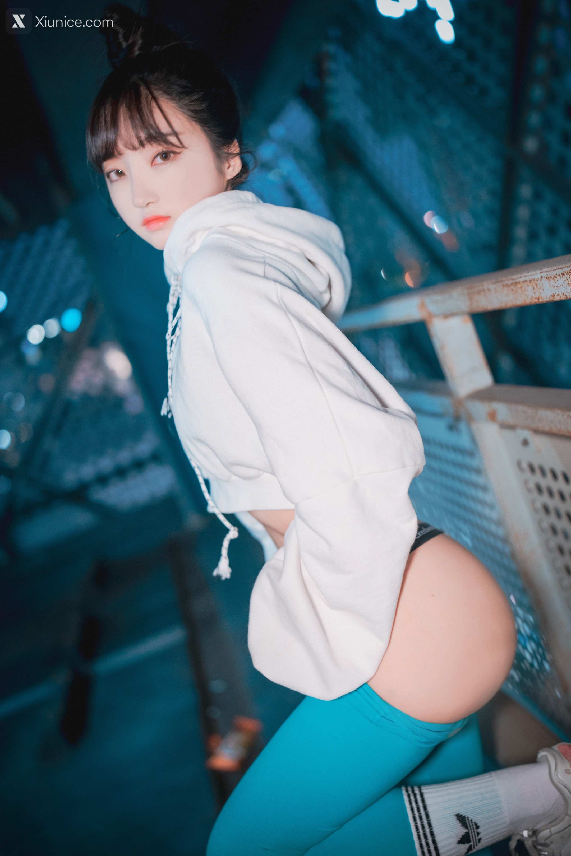 DJAWA Photo – HaNari (하나리) – Loose and Tight Cool Mint 4K