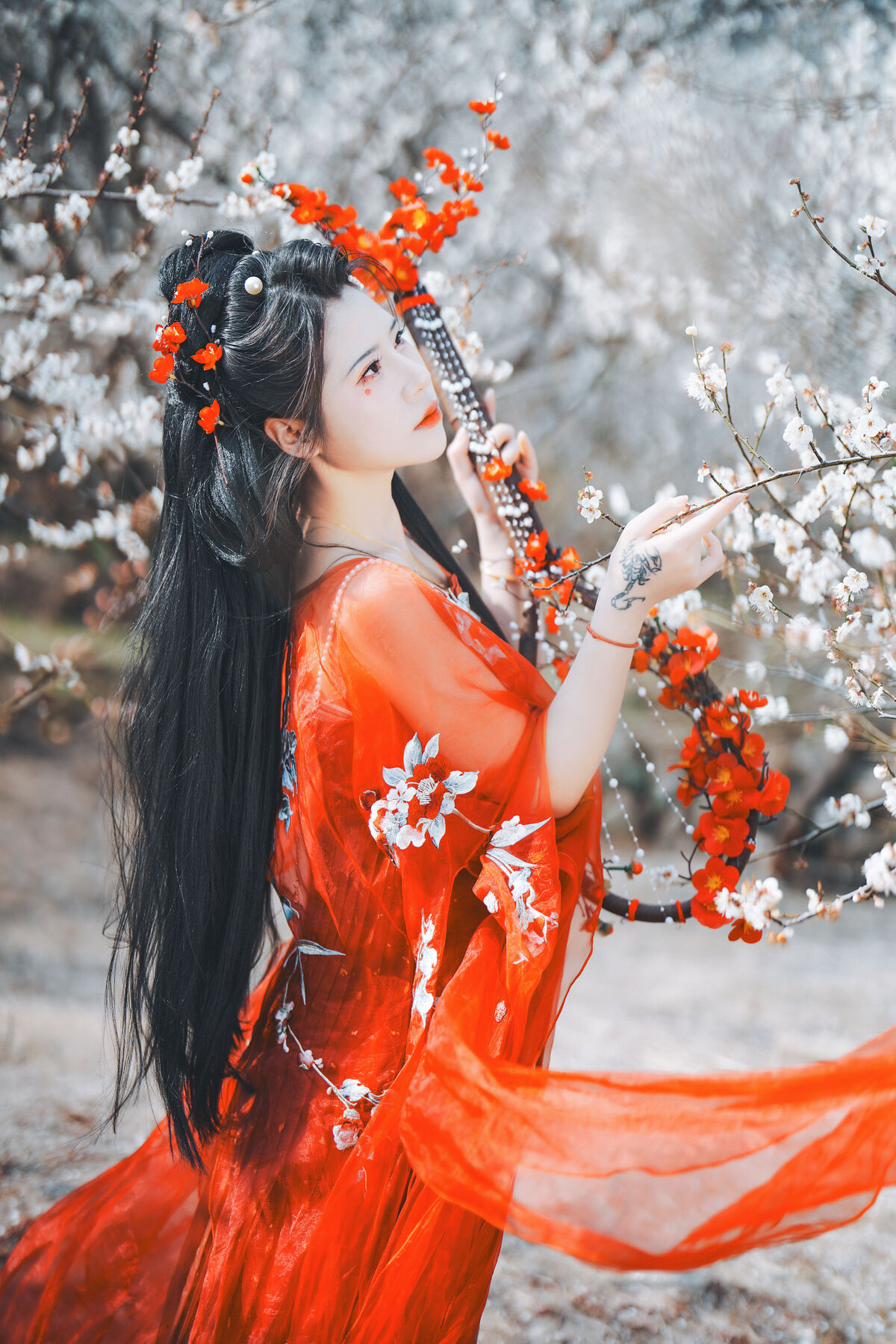 YiTuYu艺图语 Vol.10210 Qian Yue Mei You Yue