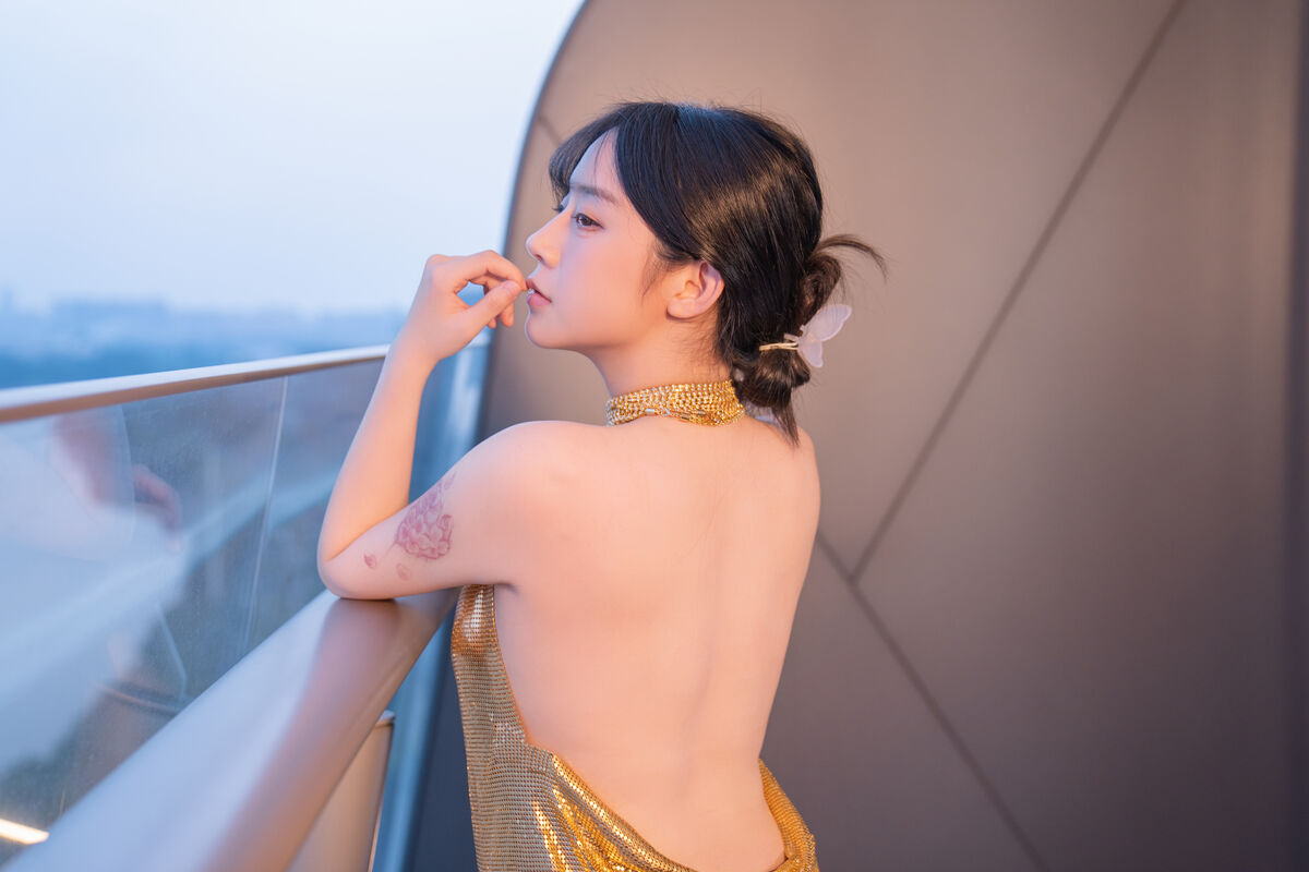 YiTuYu艺图语 Vol.10060 Yi Yuan Tong Xue Jodie