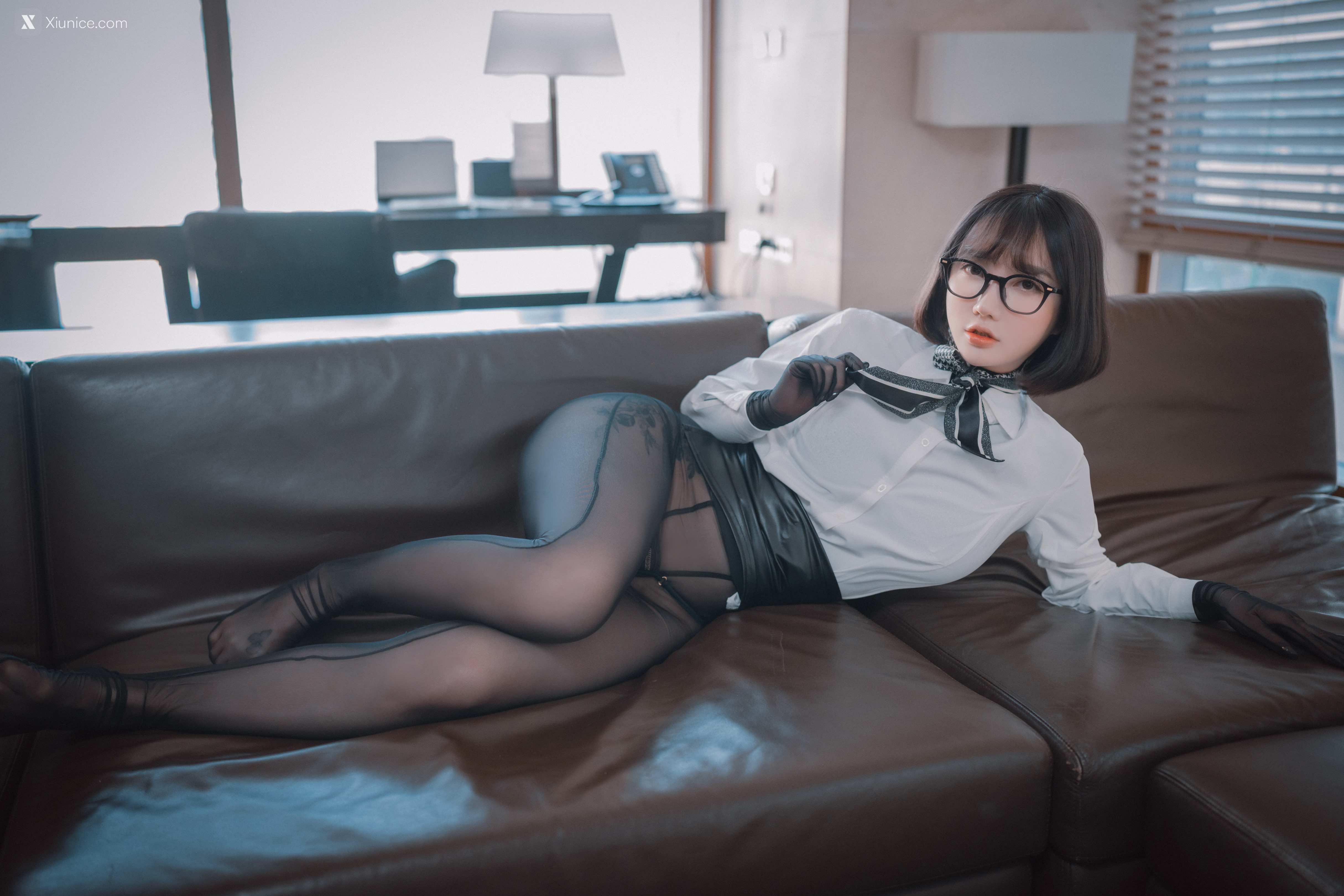 DJAWA Photo – Son Ye-Eun (손예은) – Naughty Supervisor 4K