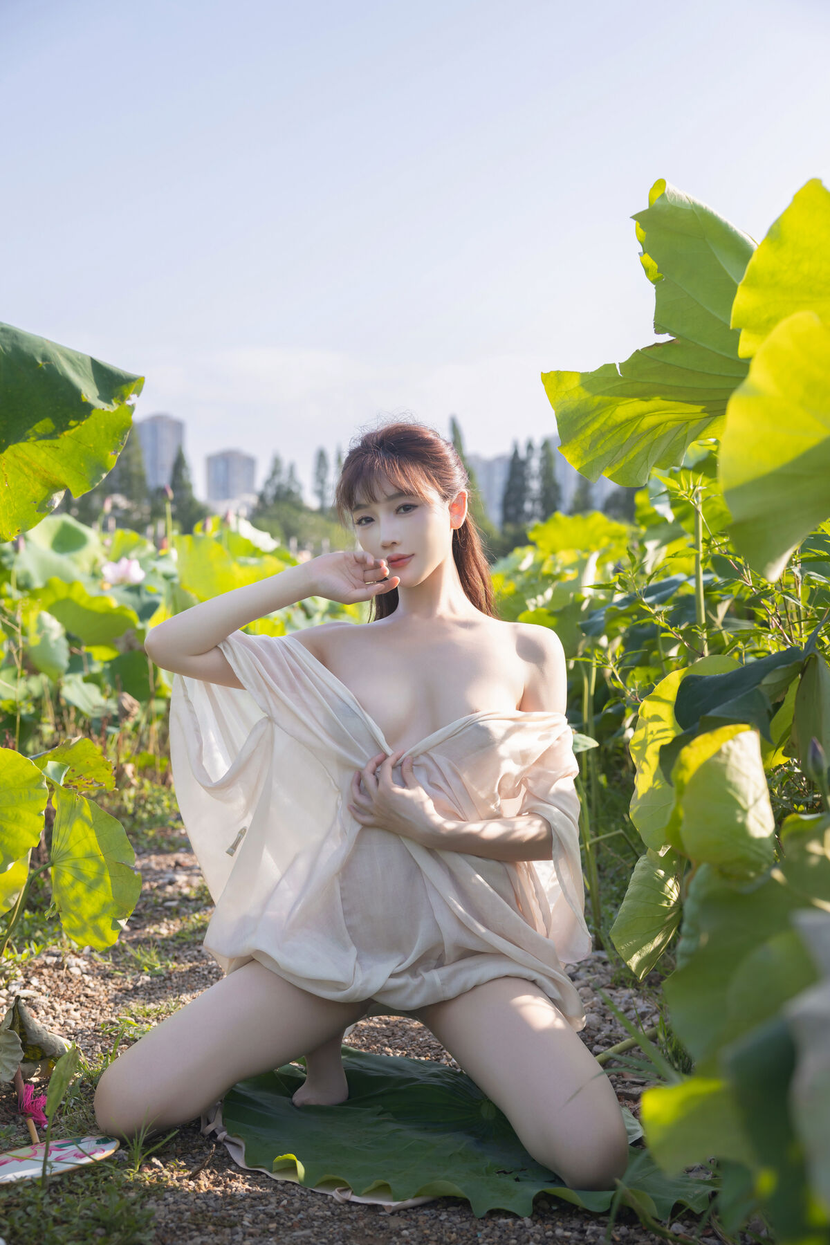 内购无水印 Lu Xuan Xuan 陆萱萱 - 秀人网模特 荷花 Part01