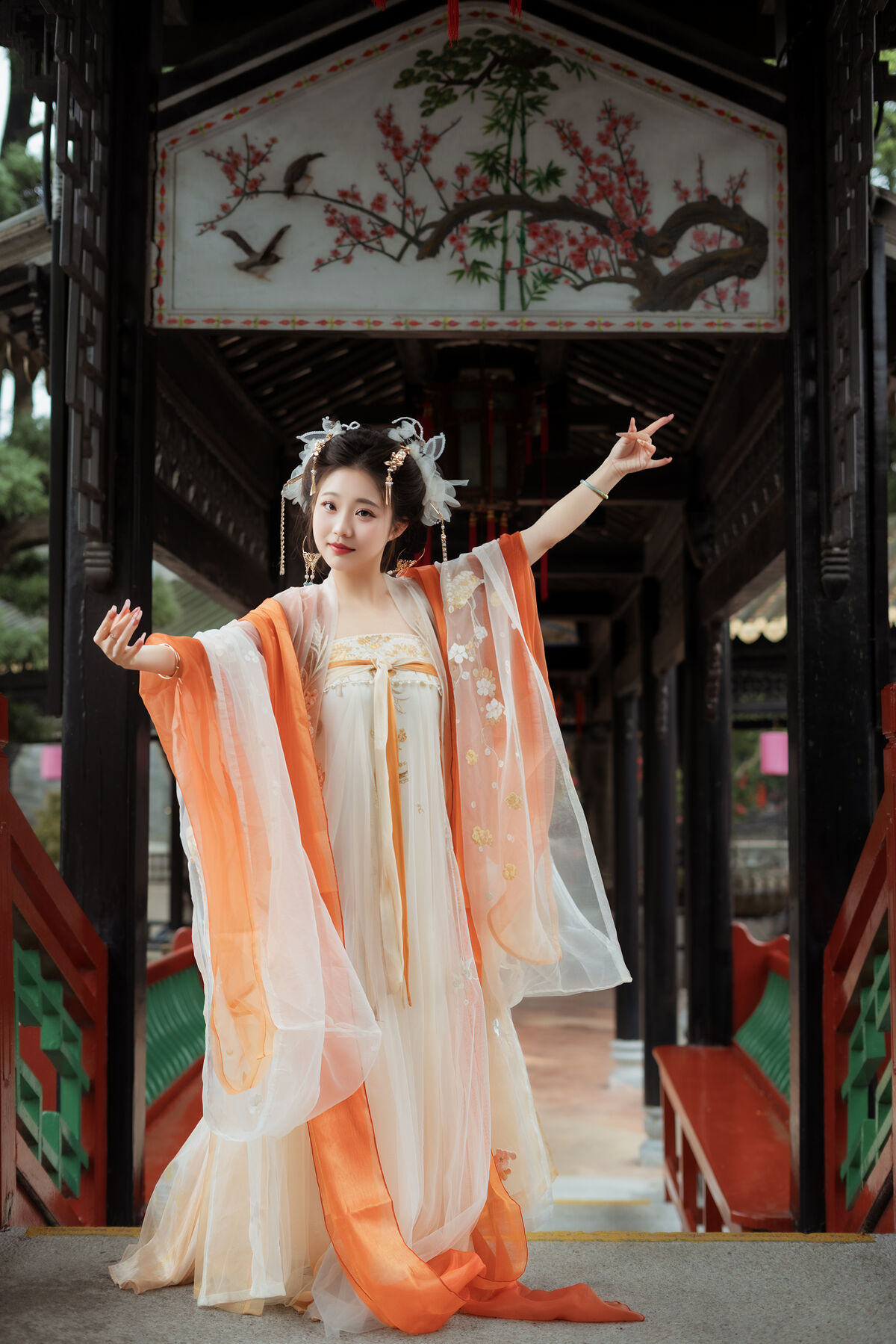 YiTuYu艺图语 Vol.10083 Su Su