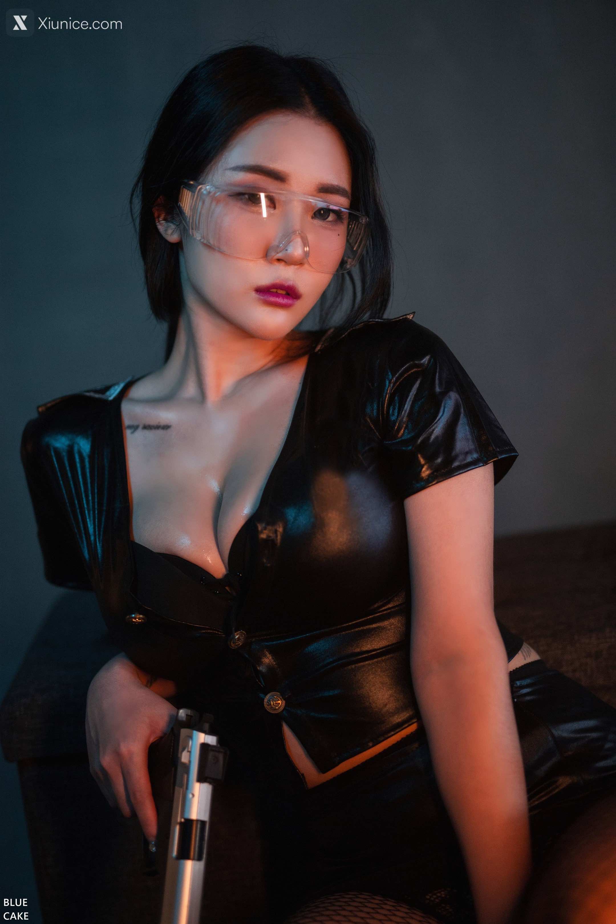 BLUECAKE Bomi (보미) – Siren 4K