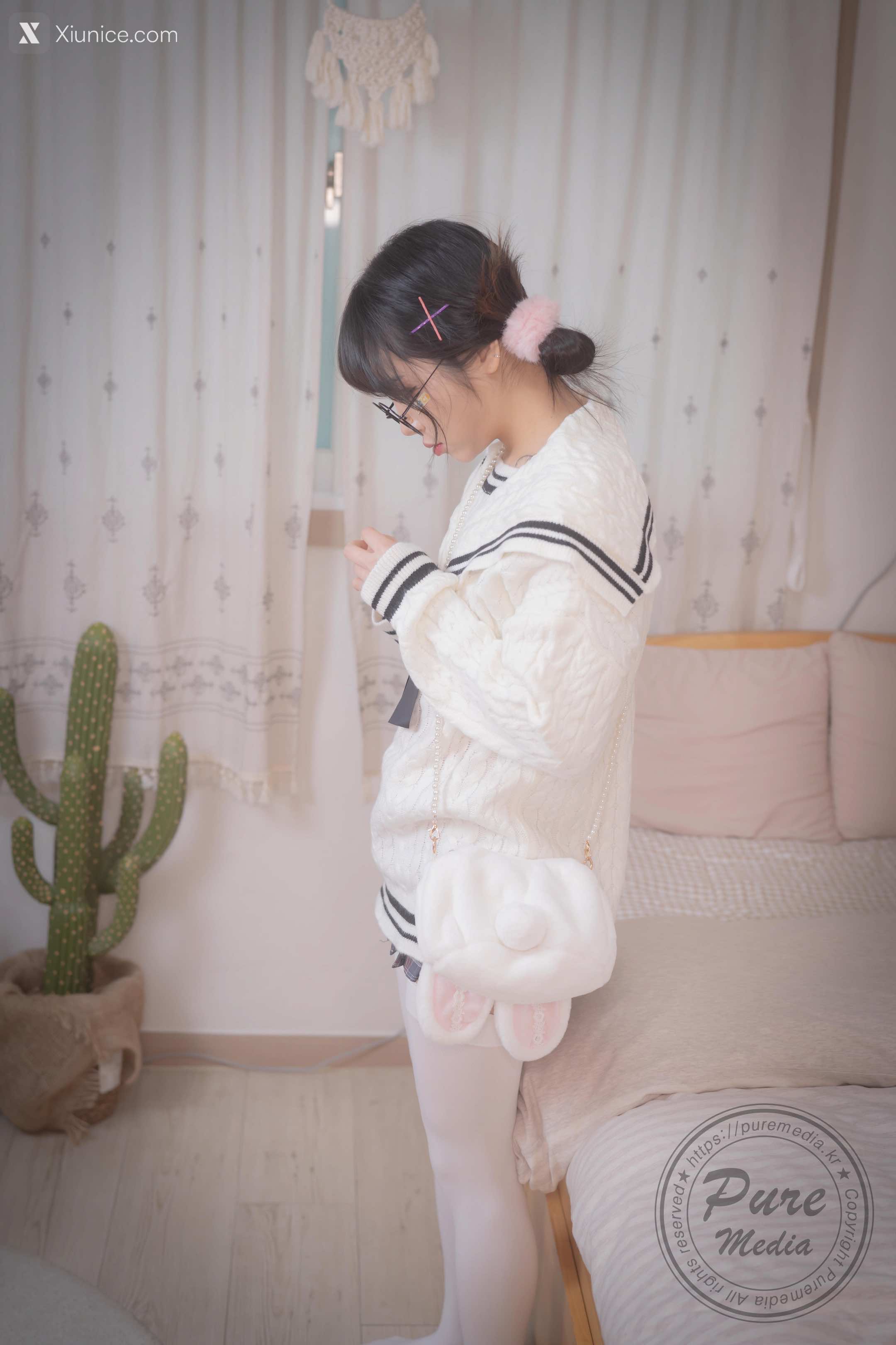 Pure Media Vol.276 Jelly (젤리) – Girl Trapped in a Rooftop Room 4K
