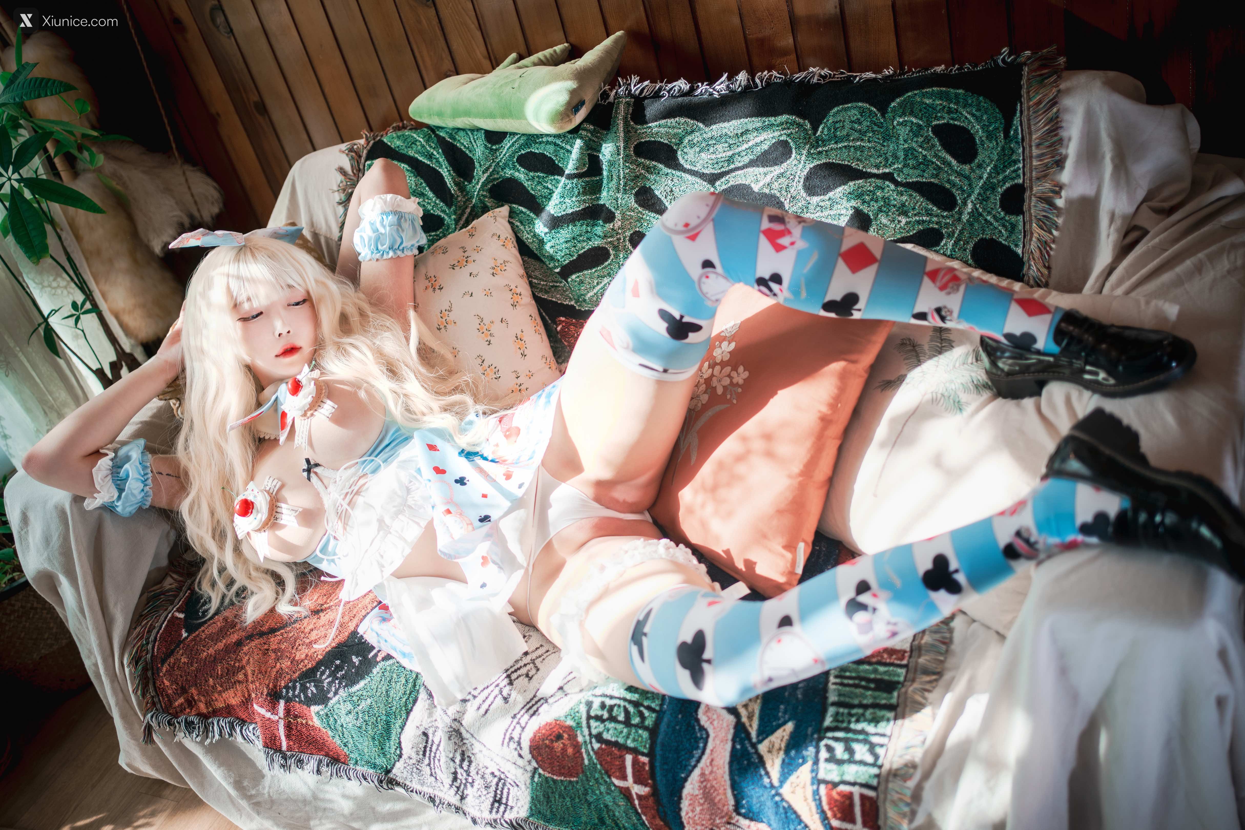 DJAWA Photo – Aram (아람) – Creamy Alice 4K