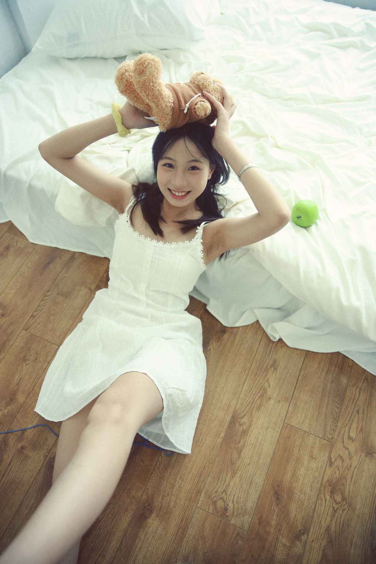 YiTuYu艺图语 Vol.10012 Xiao U