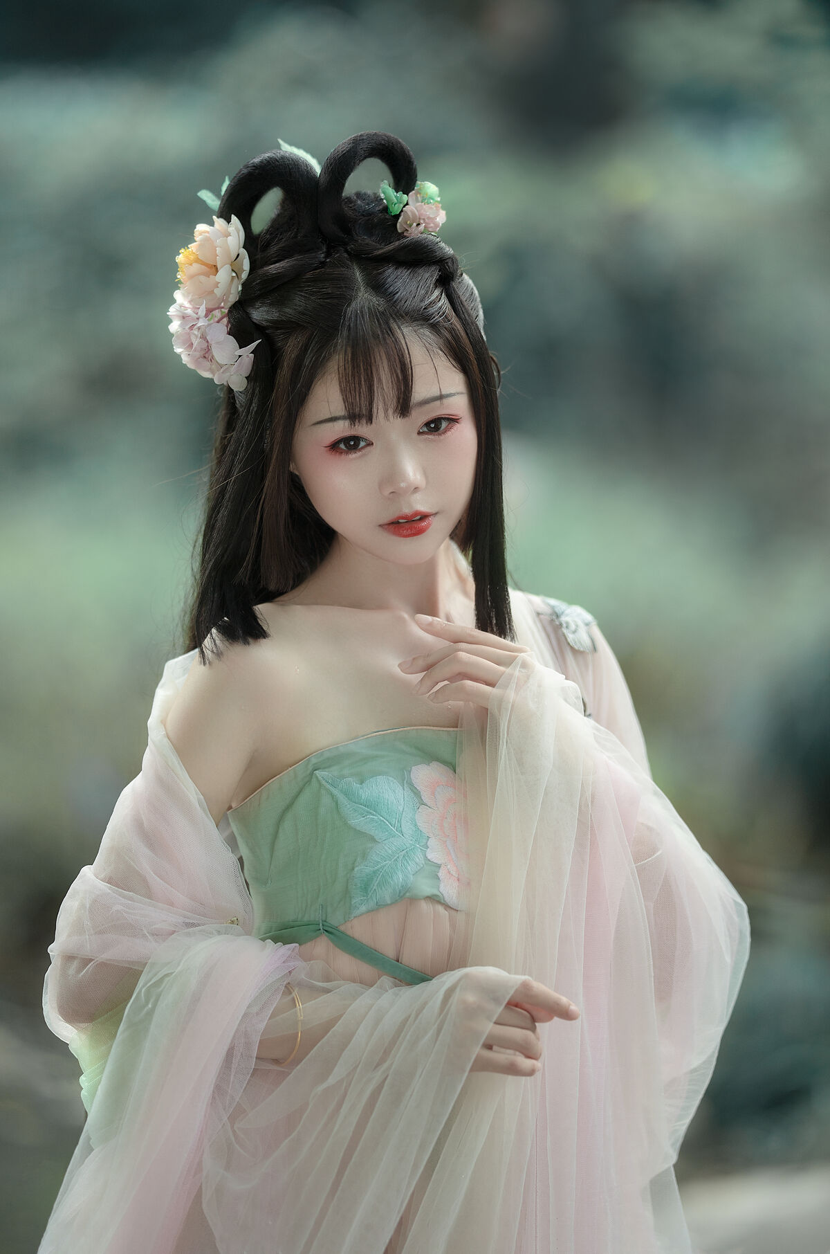 YiTuYu艺图语 Vol.10151 Yun Yun De Hei Yan Quan Er