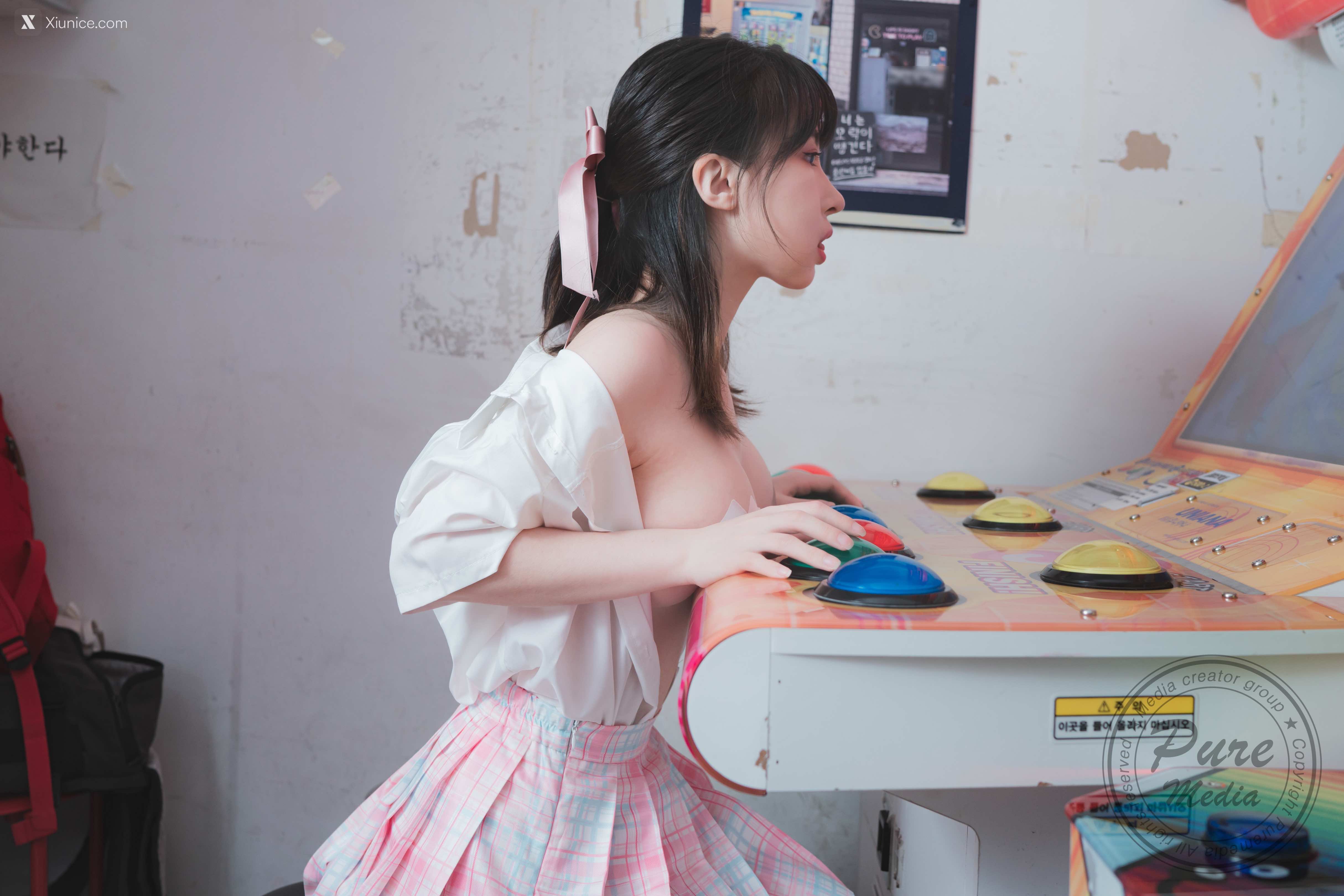 Pure Media Vol.187 Uhye (이유혜) 4K