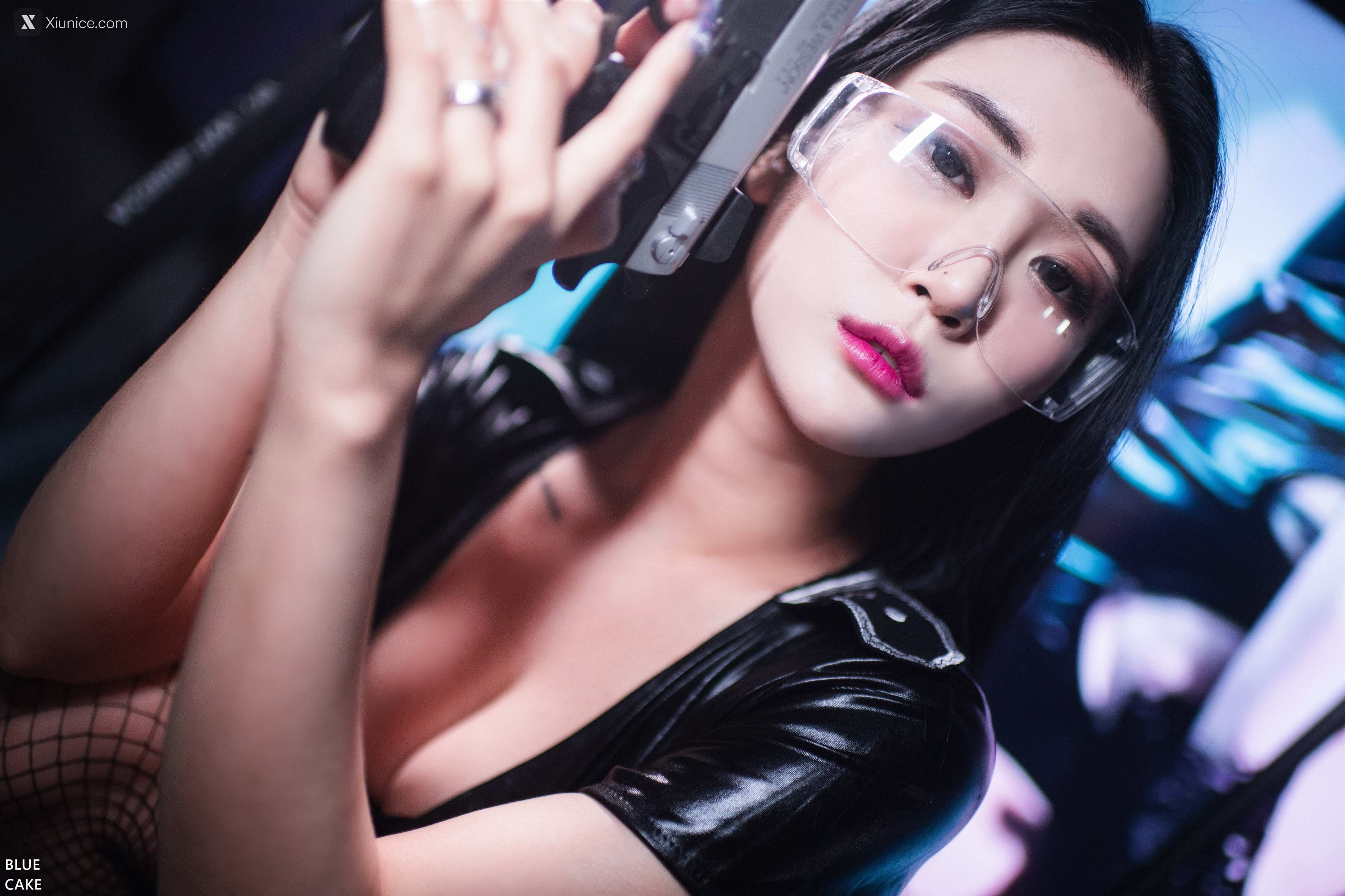 BLUECAKE Bomi (보미) – Siren 4K