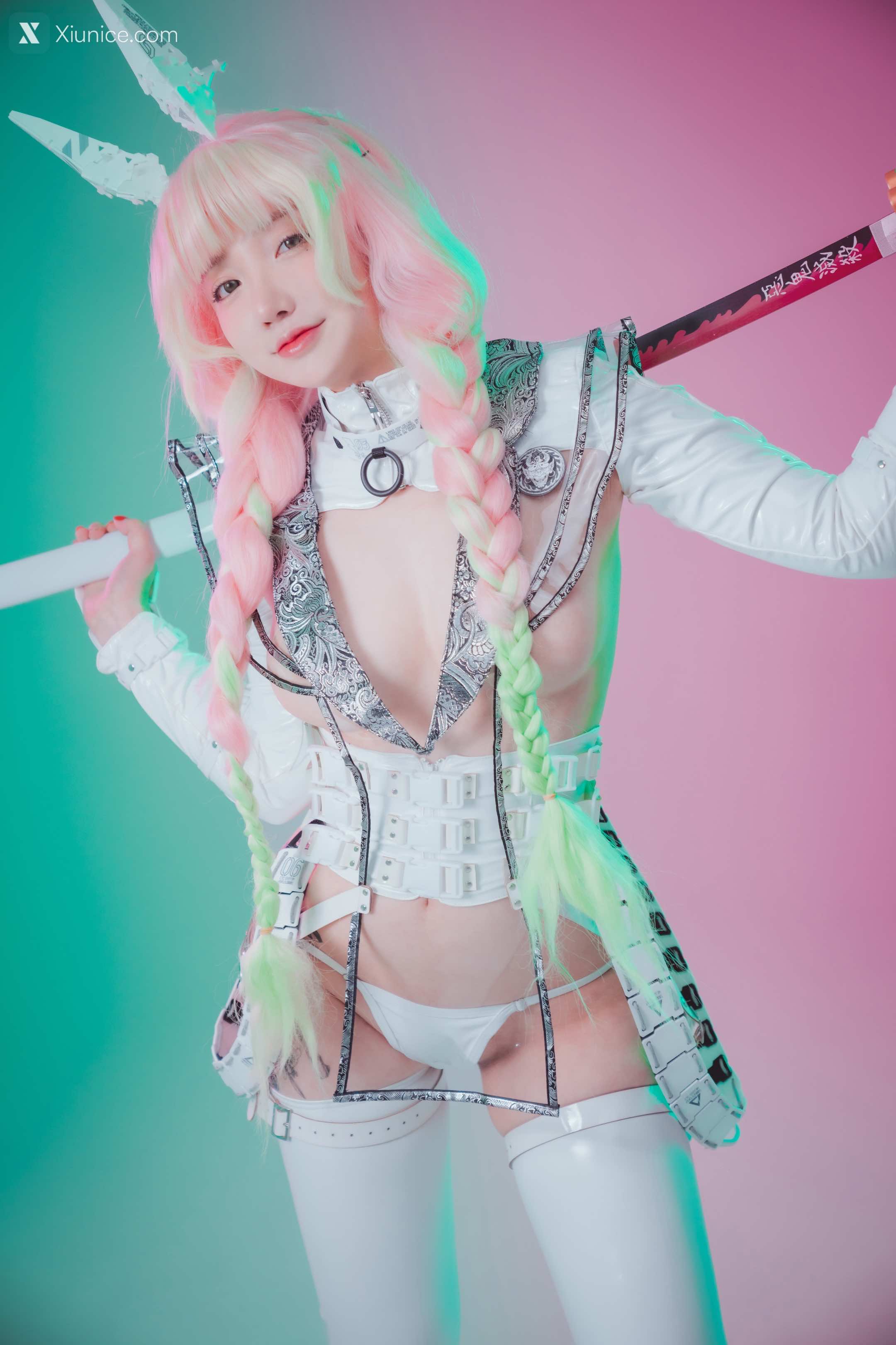 DJAWA Photo – Son Ye-Eun (손예은) – Cyber Hunter Mitsuri 4K