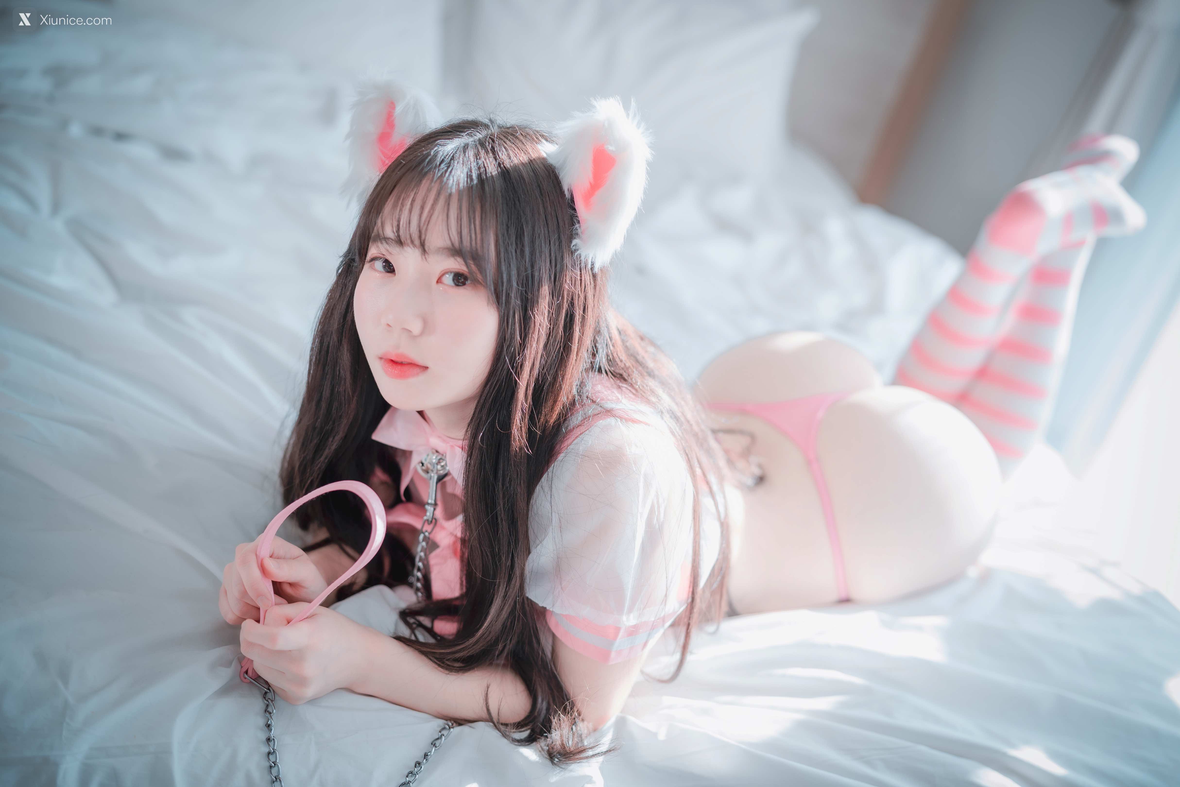 DJAWA Photo – Myu_a_ (뮤아) – Catgirl in Pink 4K