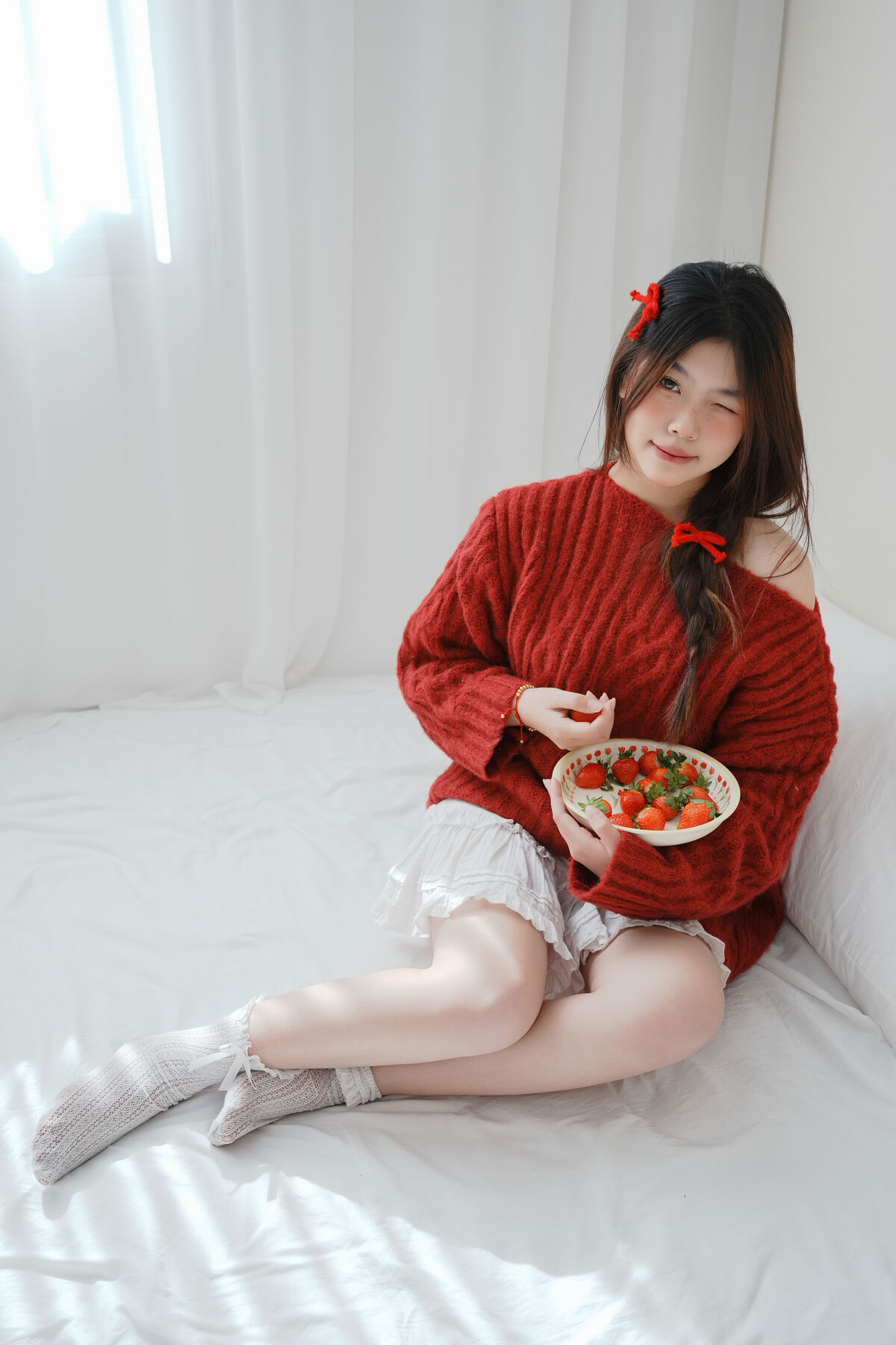 YiTuYu艺图语 Vol.10067 Jing Jing Yi