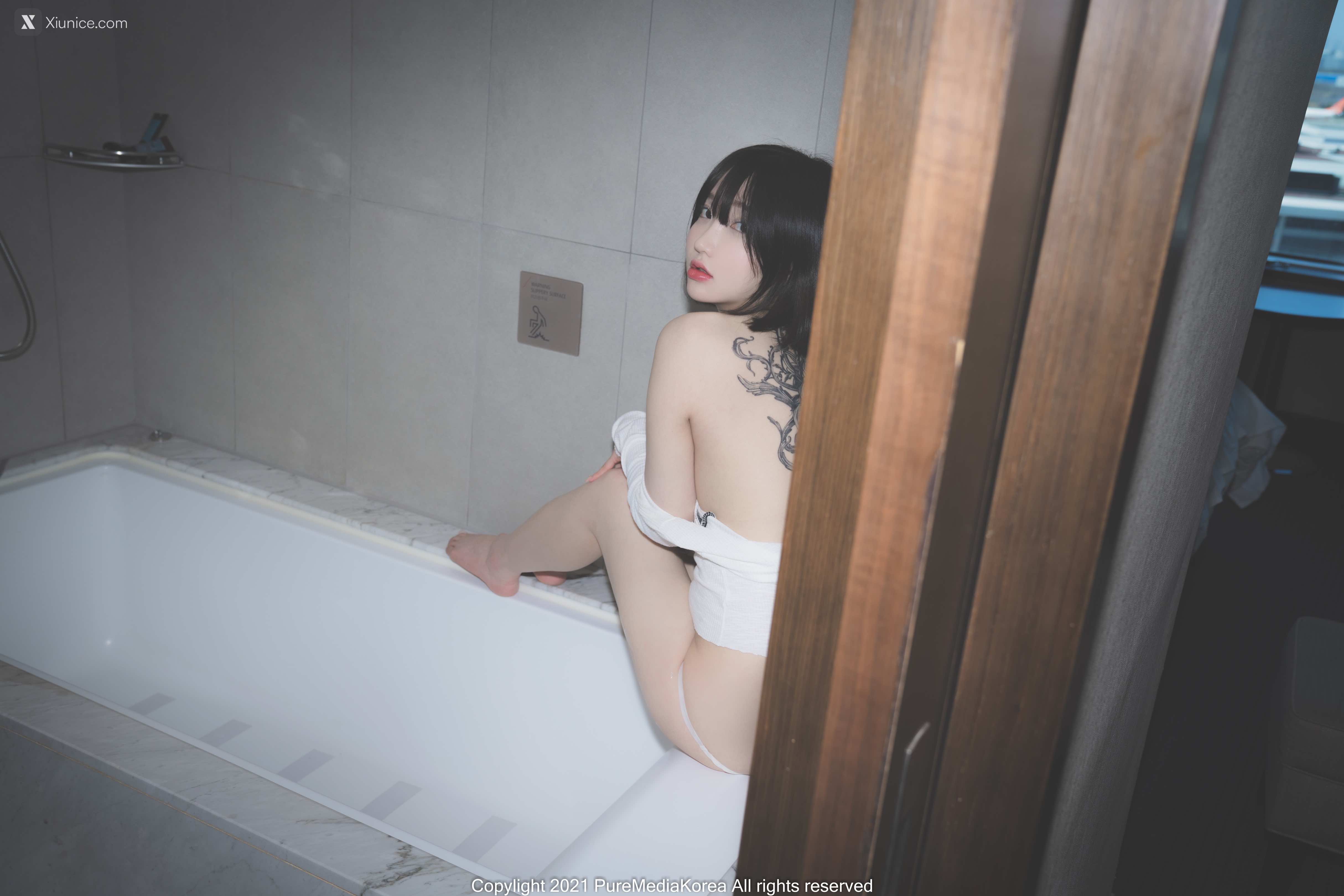 Pure Media Vol.070 Son Ye-Eun (손예은) 4K