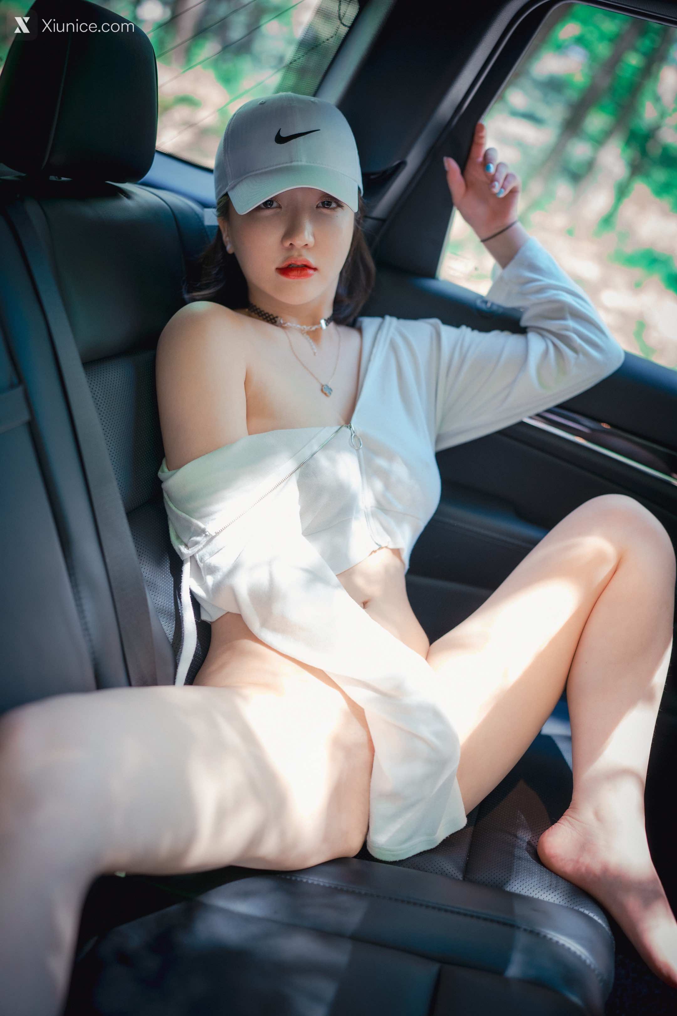 DJAWA Photo – Son Ye-Eun (손예은) – Naughty Trekking 4K