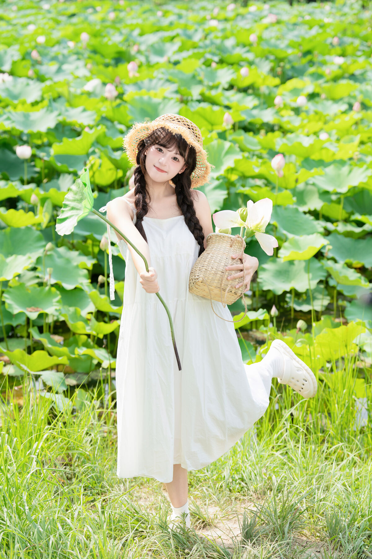 YiTuYu艺图语 Vol.10233 Xia Yu Xiao Nian