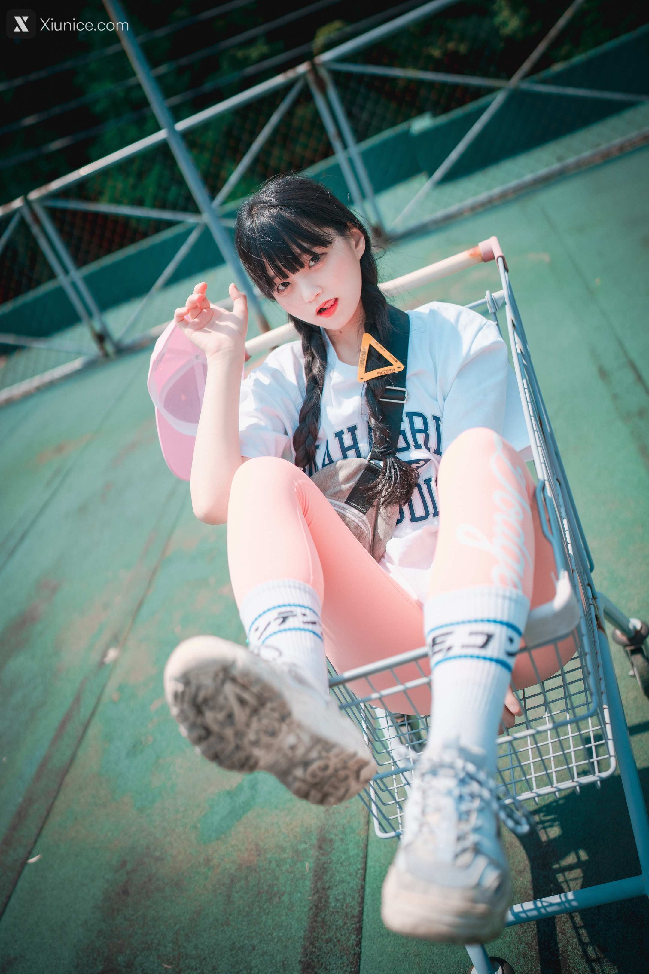 DJAWA Photo – Jeong Jenny (정제니) – Loose and Tight Pink 4K