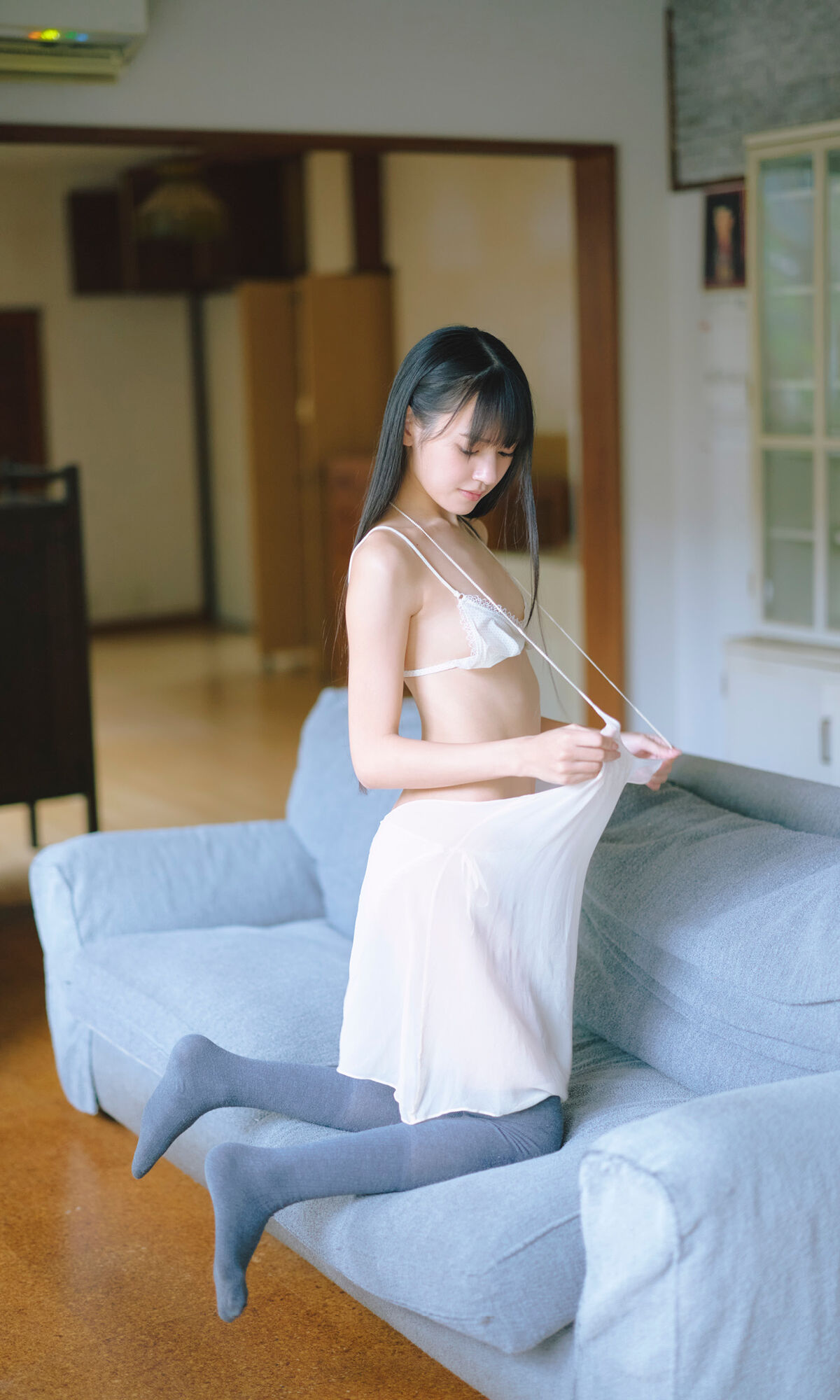 Umi Yatsugake 八掛うみ - デジタル限定 写真集 White R18版