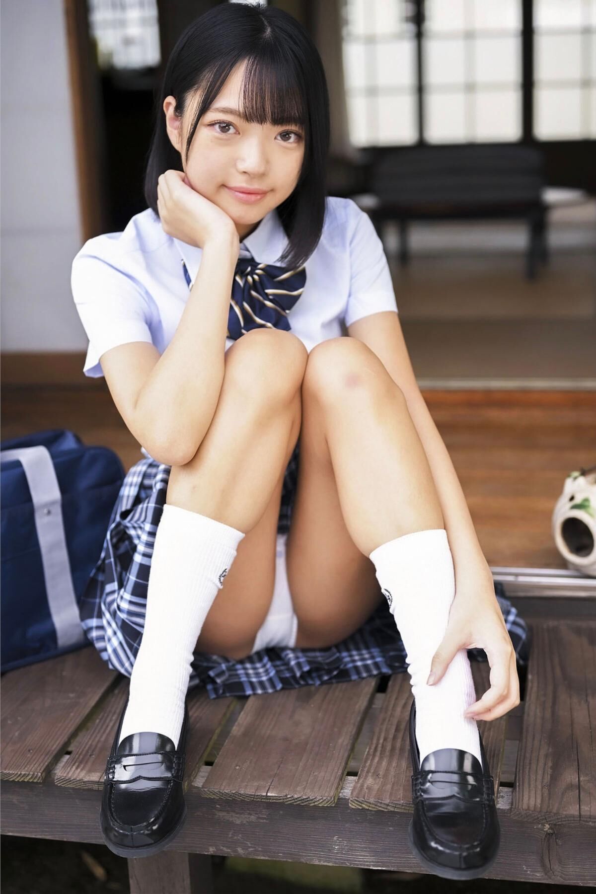 Amu Tsubura 粒楽あむ - Youth. アオハル Vol.3 Part01