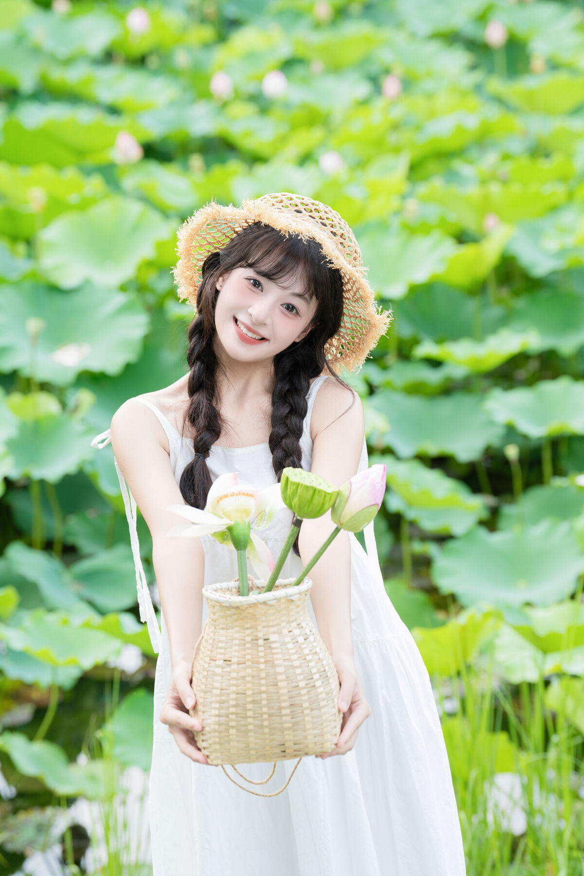 YiTuYu艺图语 Vol.10233 Xia Yu Xiao Nian