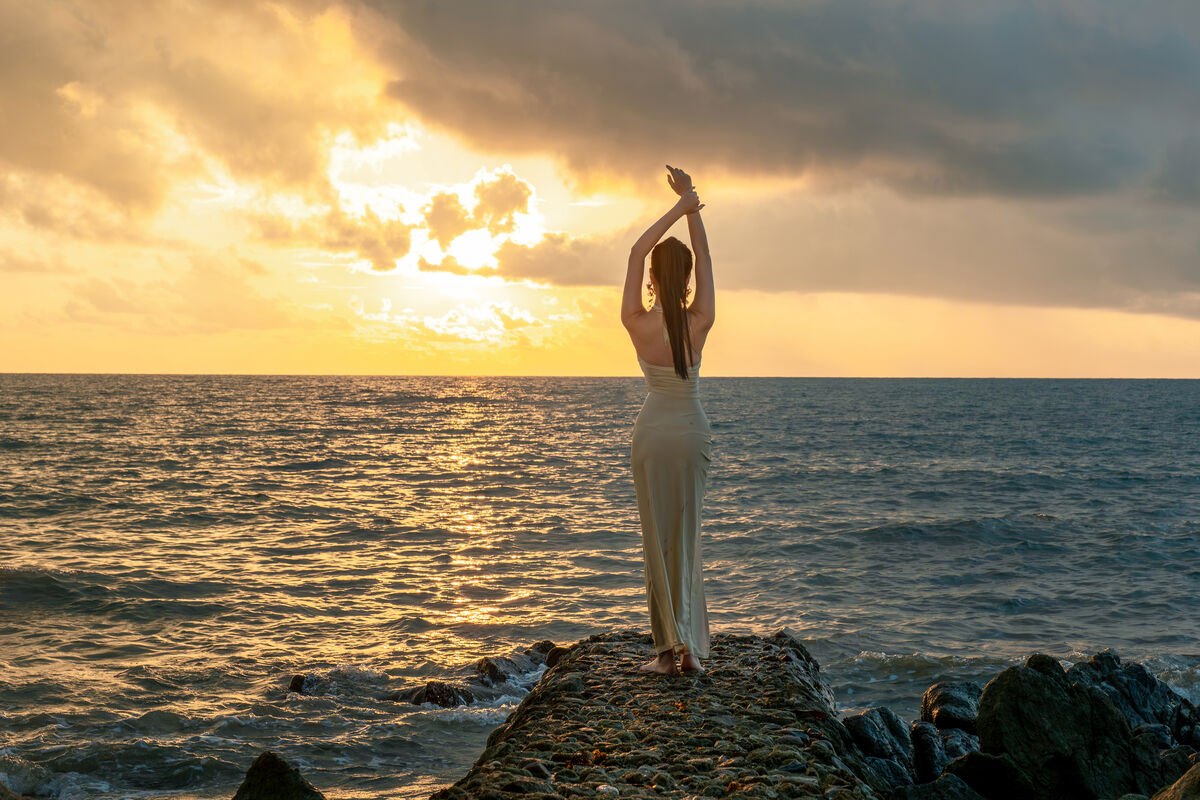 Coser@年年Nnian - 海边维纳斯