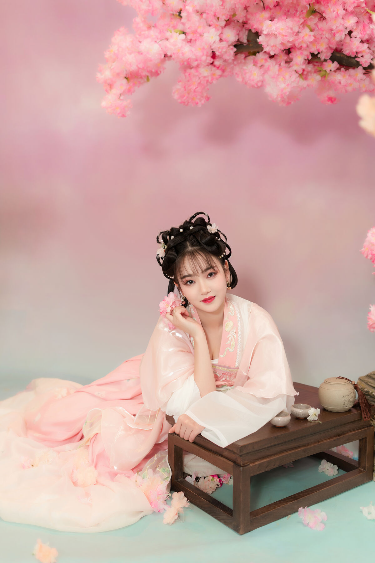 YiTuYu艺图语 Vol.10051 Zhu Ge