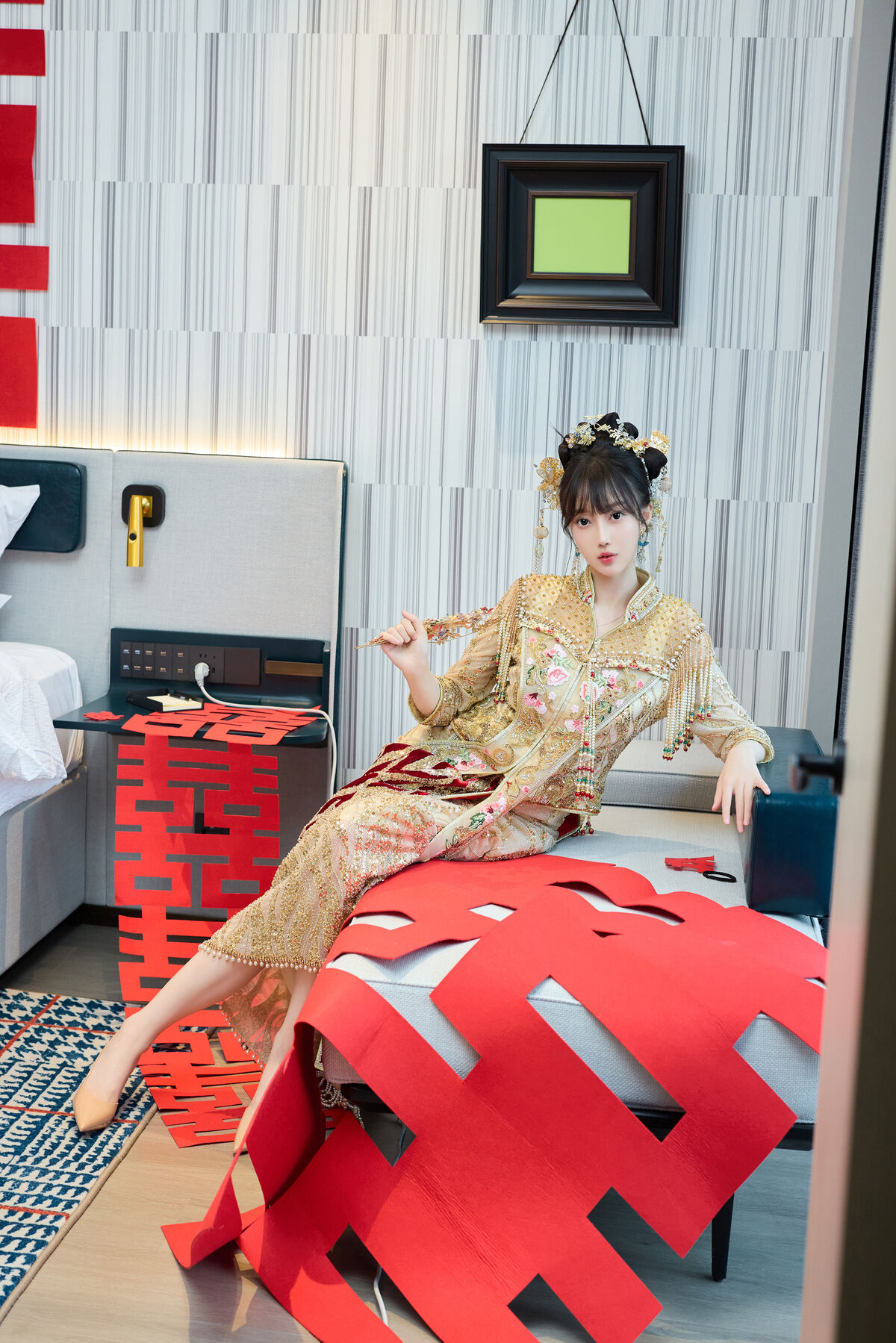 内购无水印 Yue Er Yue Er 玥儿玥er - 秀人网模特 性感秀禾服