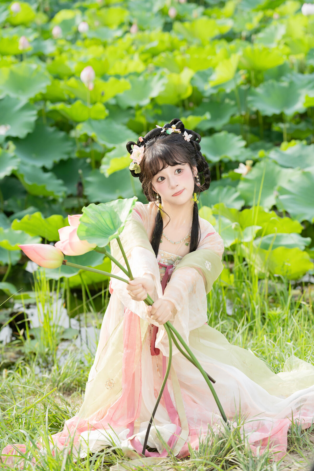 YiTuYu艺图语 Vol.10144 Xia Yu Xiao Nian