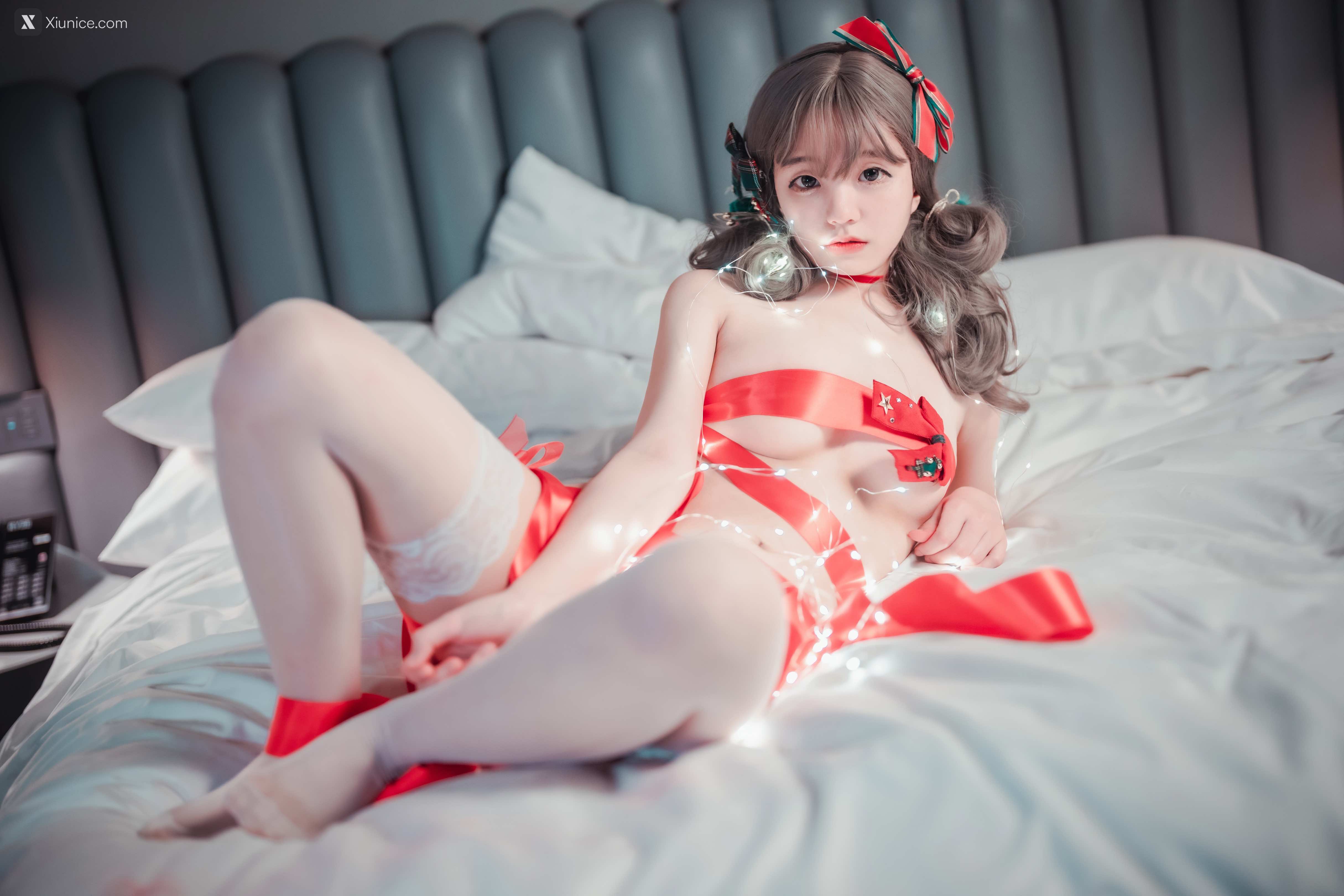 DJAWA Photo – Jeong Jenny (정제니) – Christmas Special 2022 4K